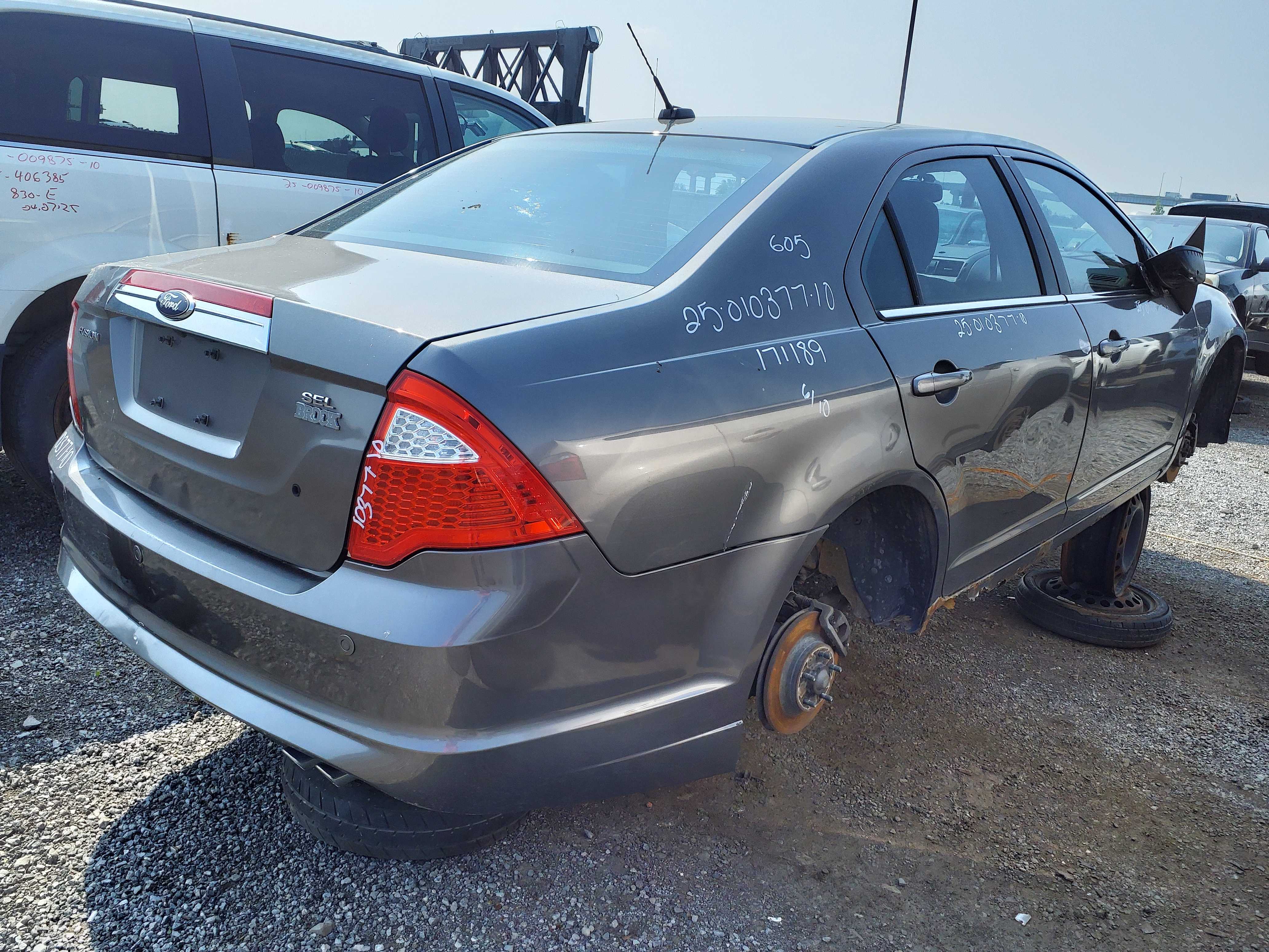FORD FUSION 2010