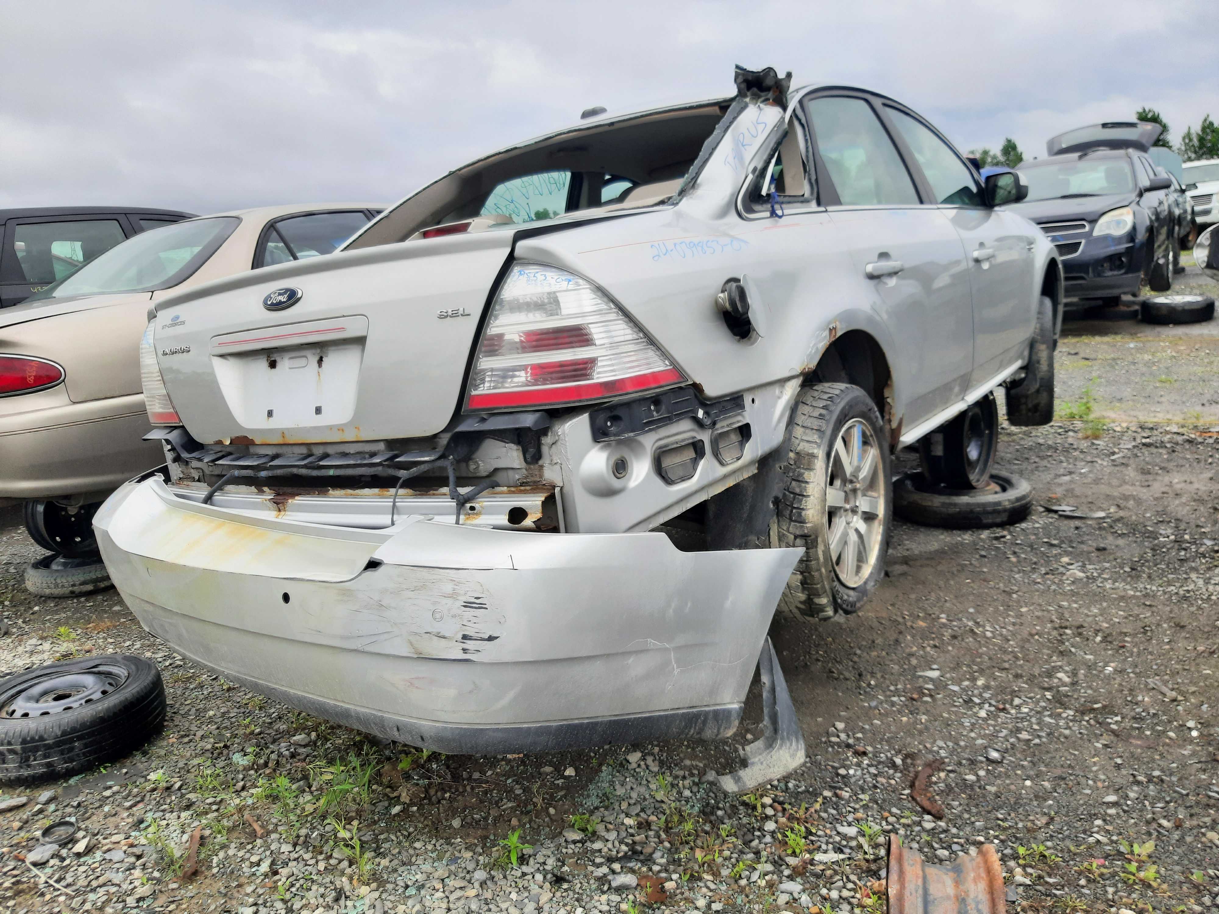 FORD TAURUS 2009