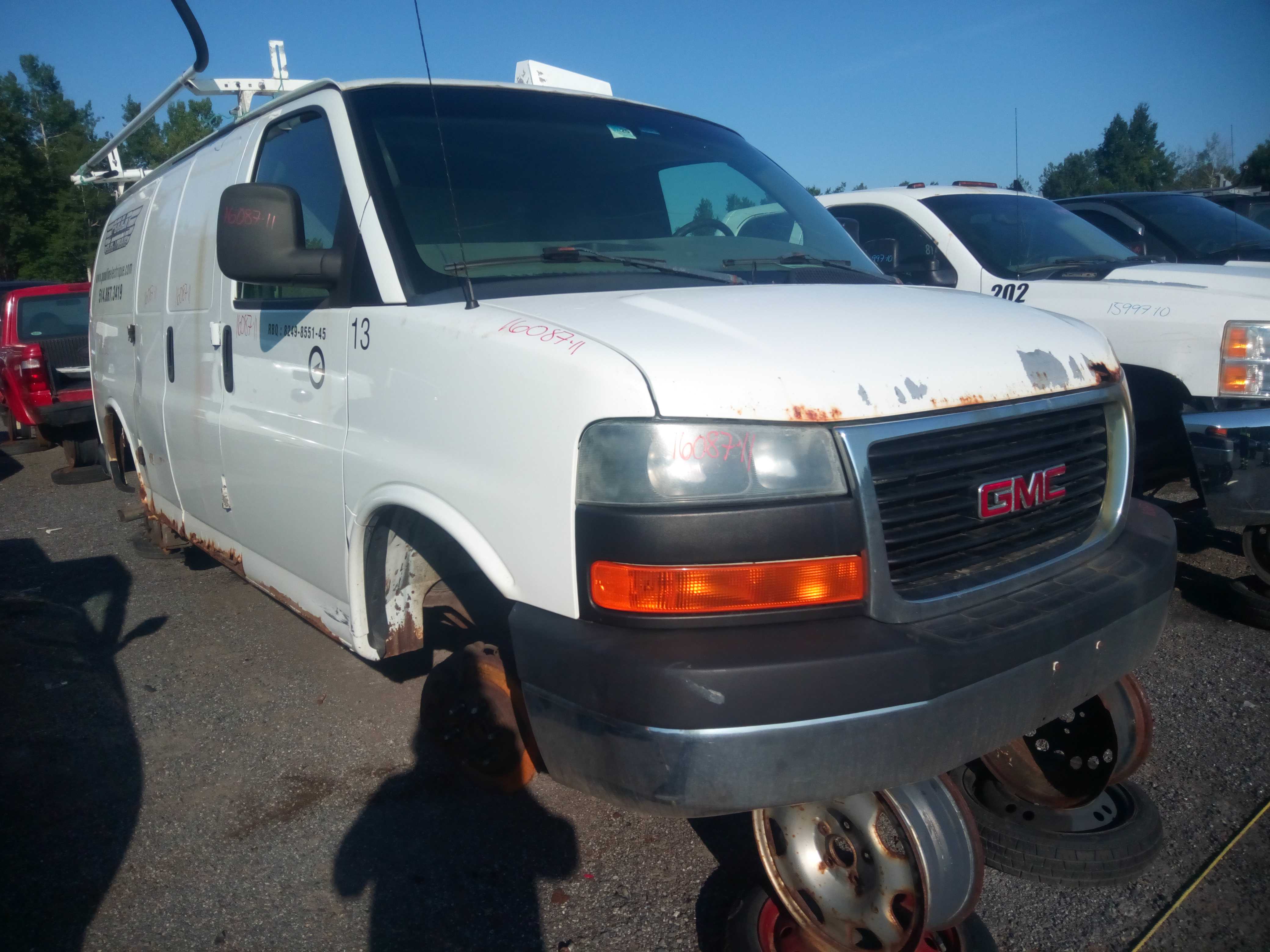 GMC SAVANA CARGO 2011