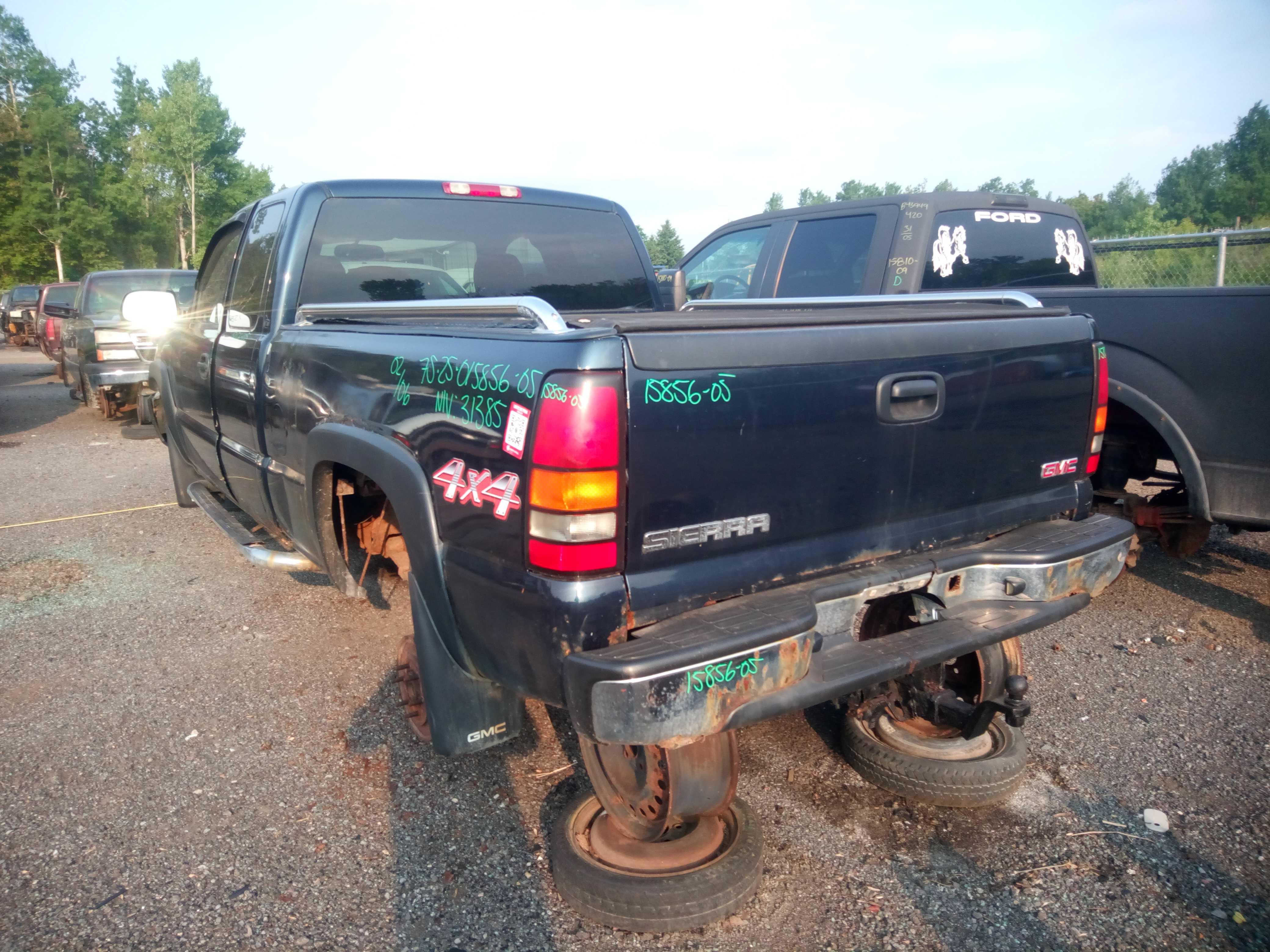 GMC SIERRA 1500 2005