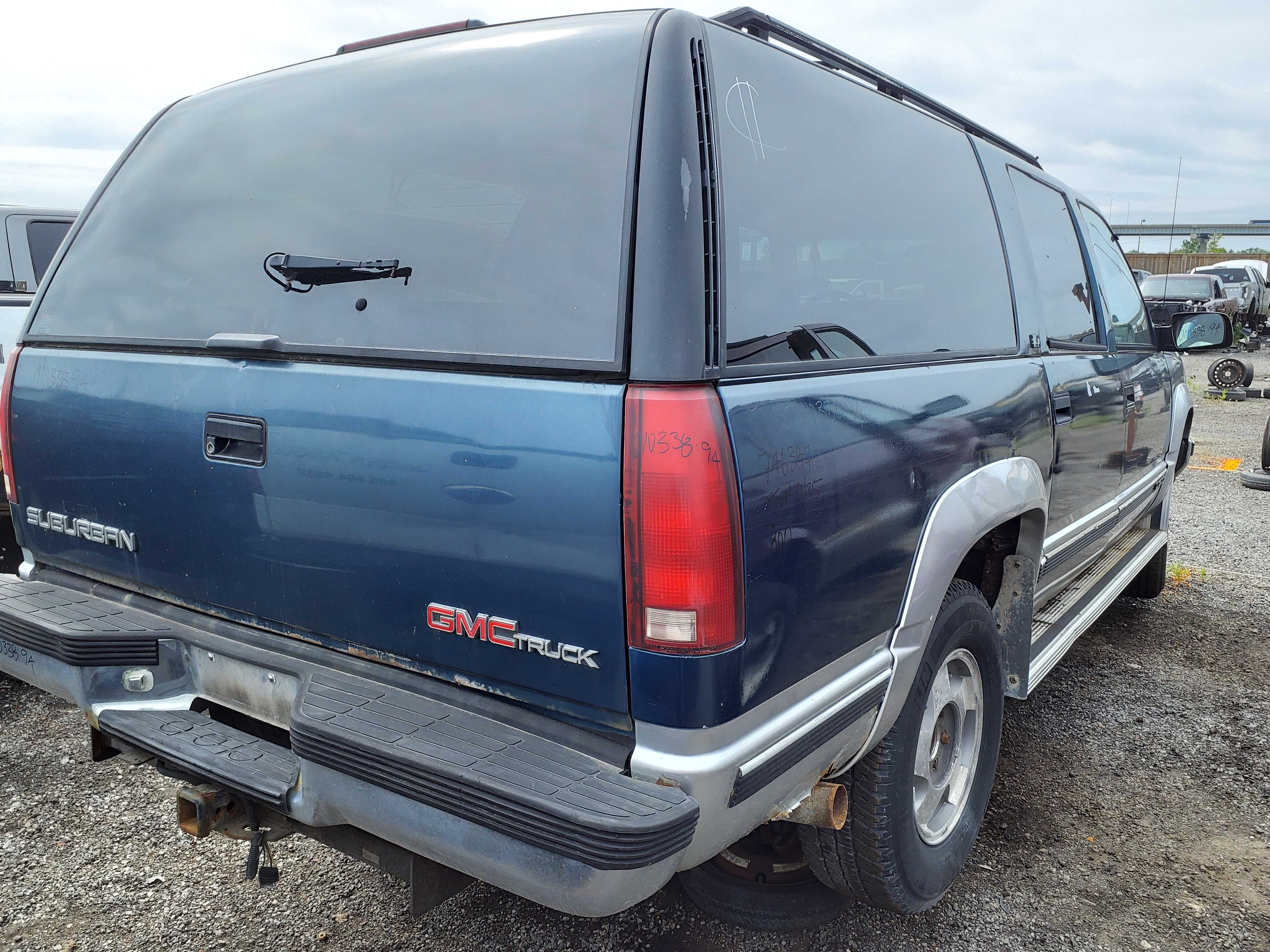 GMC SUBURBAN 1994