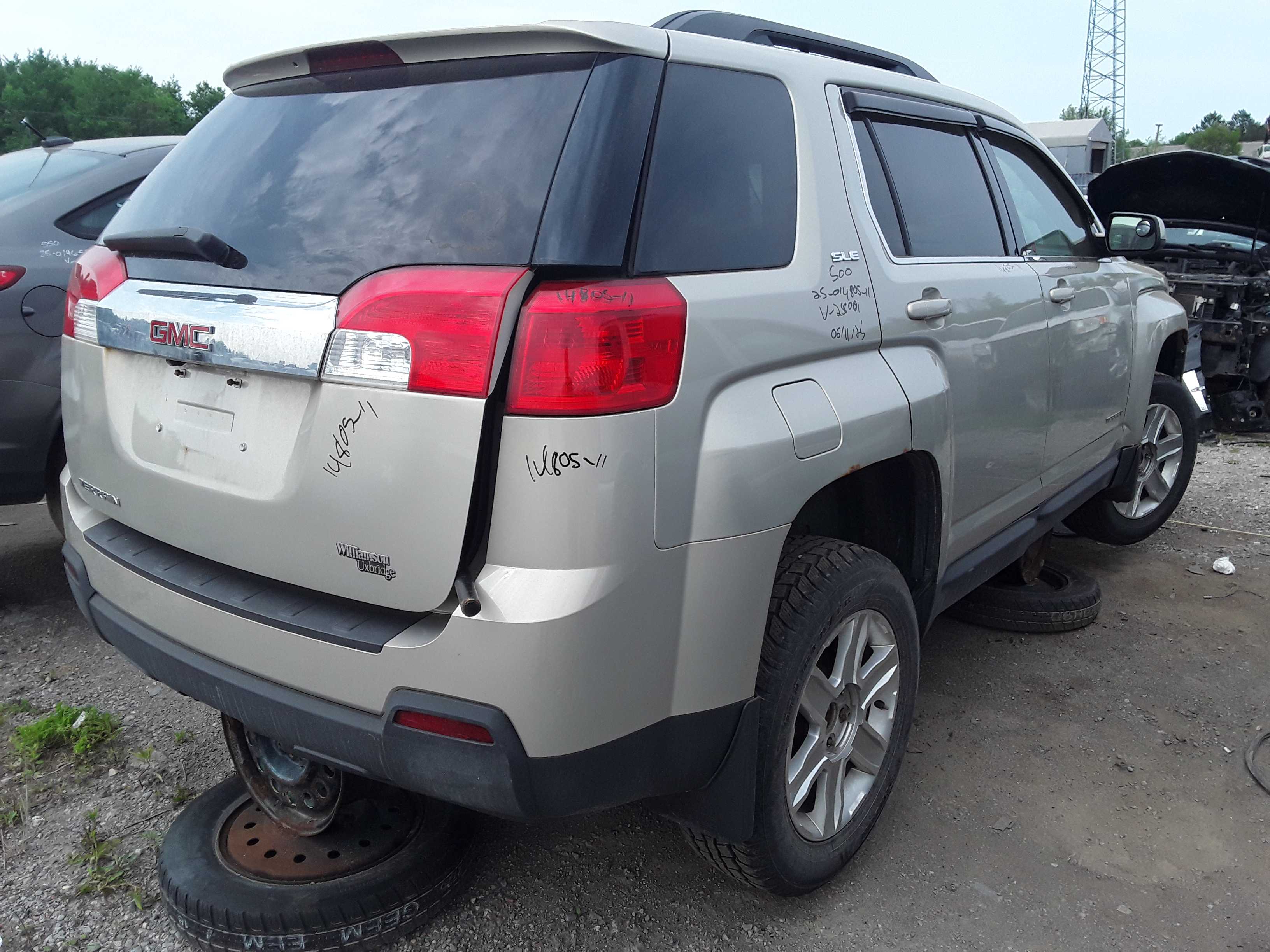 GMC TERRAIN 2011