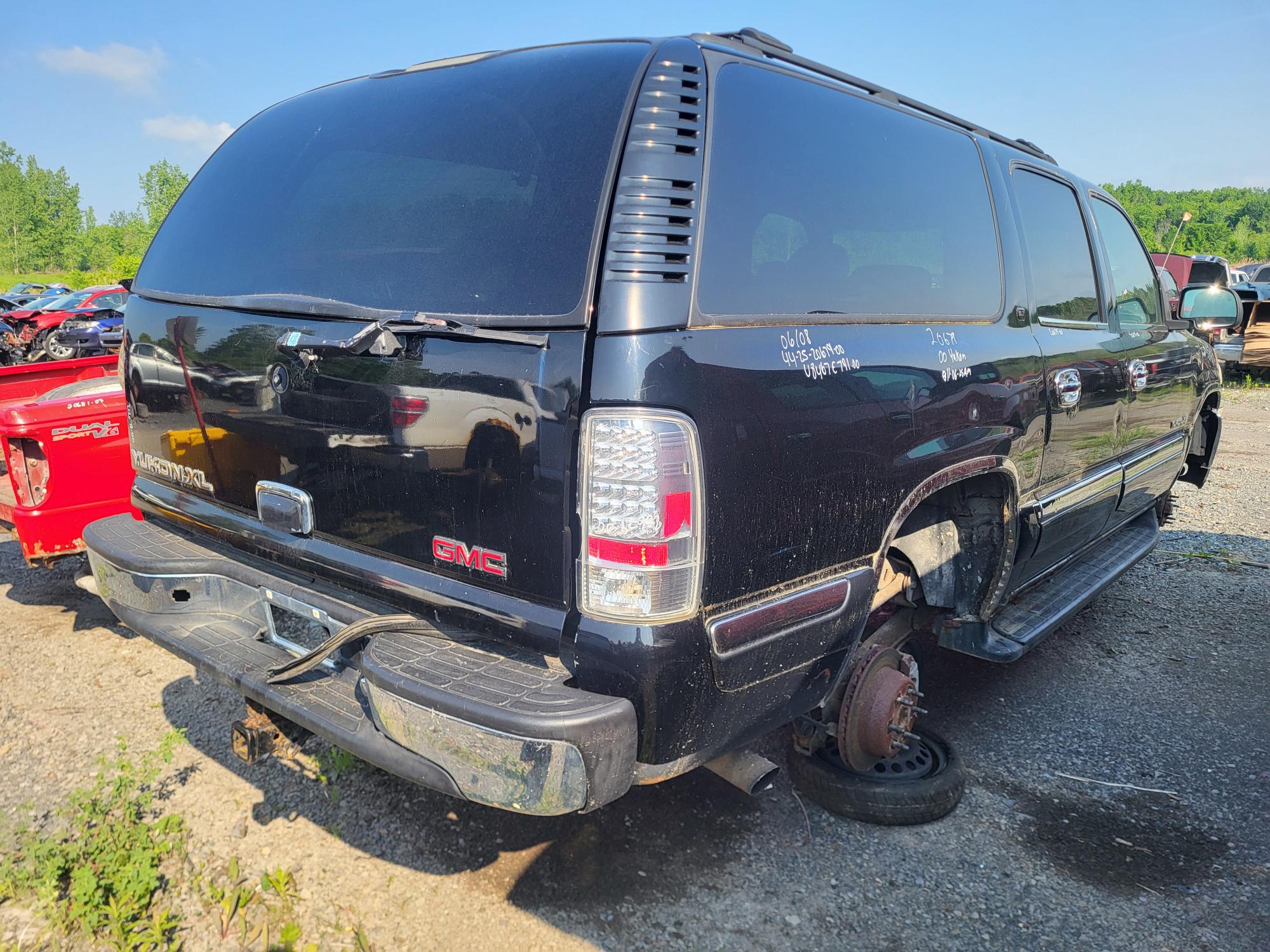 GMC YUKON 2000 | Cornwall | Kenny U-Pull
