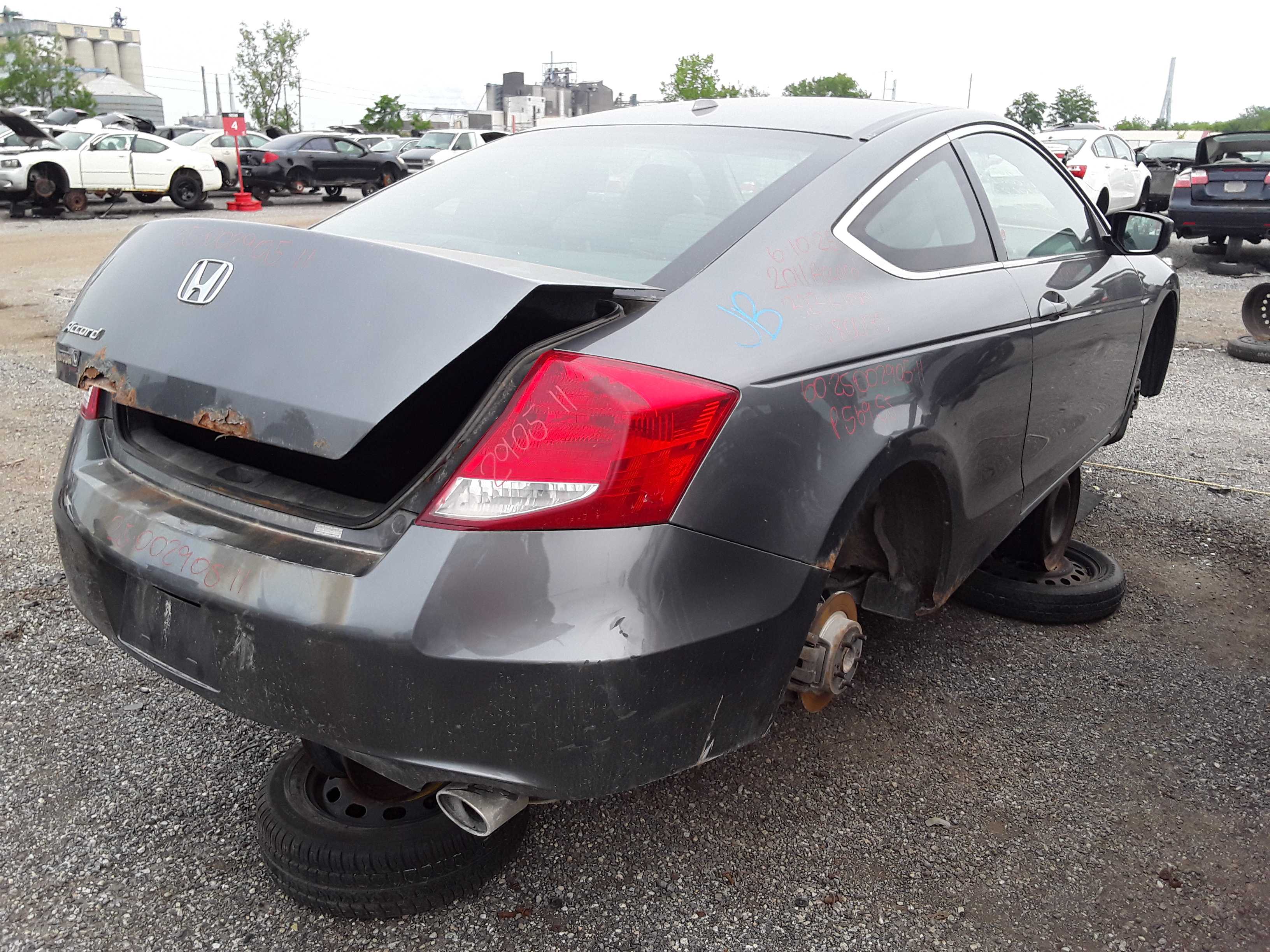 HONDA ACCORD 2011