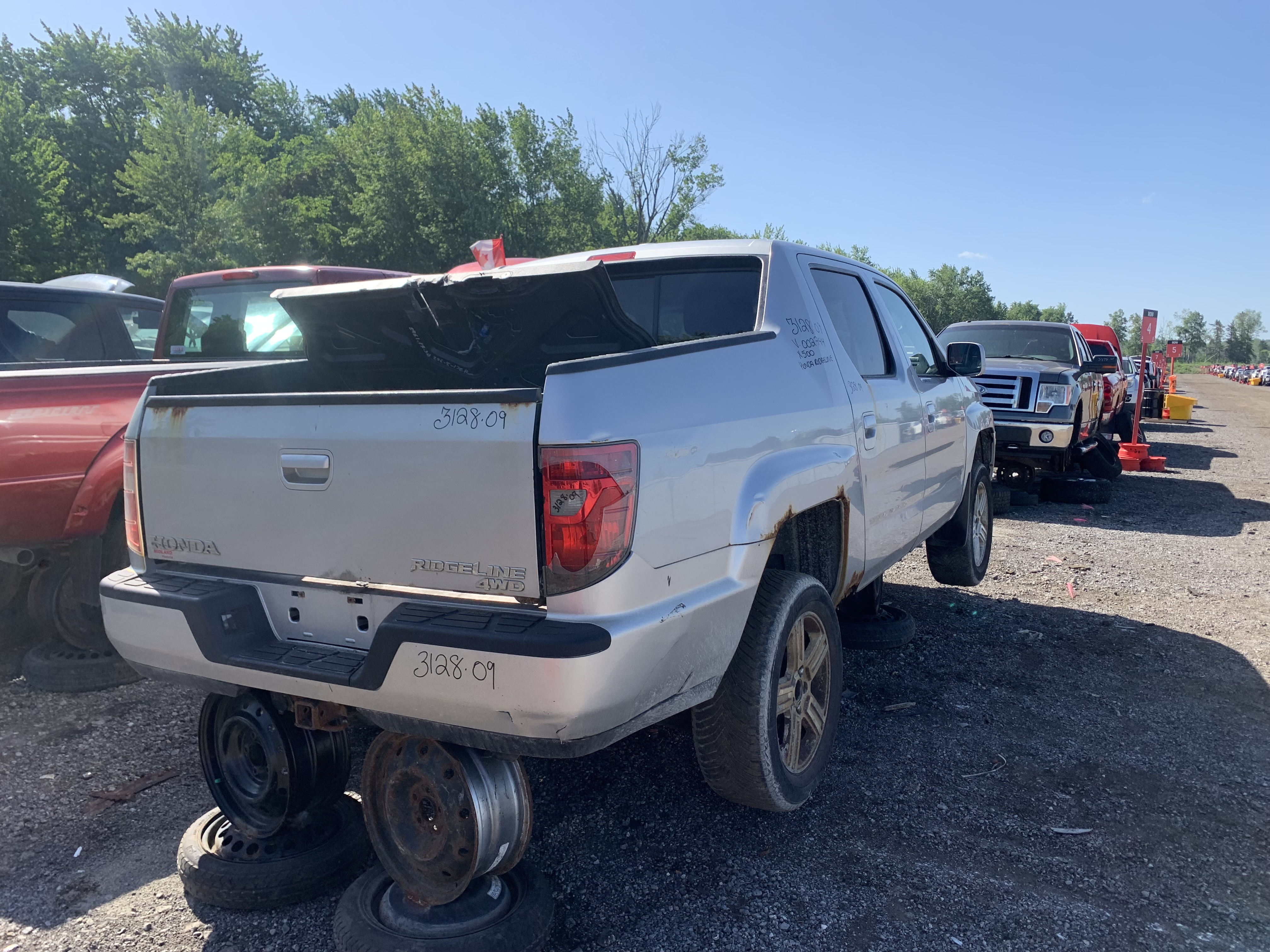 HONDA RIDGELINE 2009