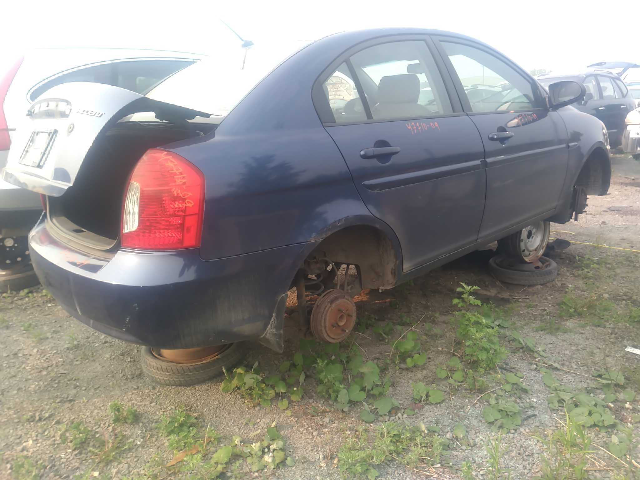 HYUNDAI ACCENT 2009