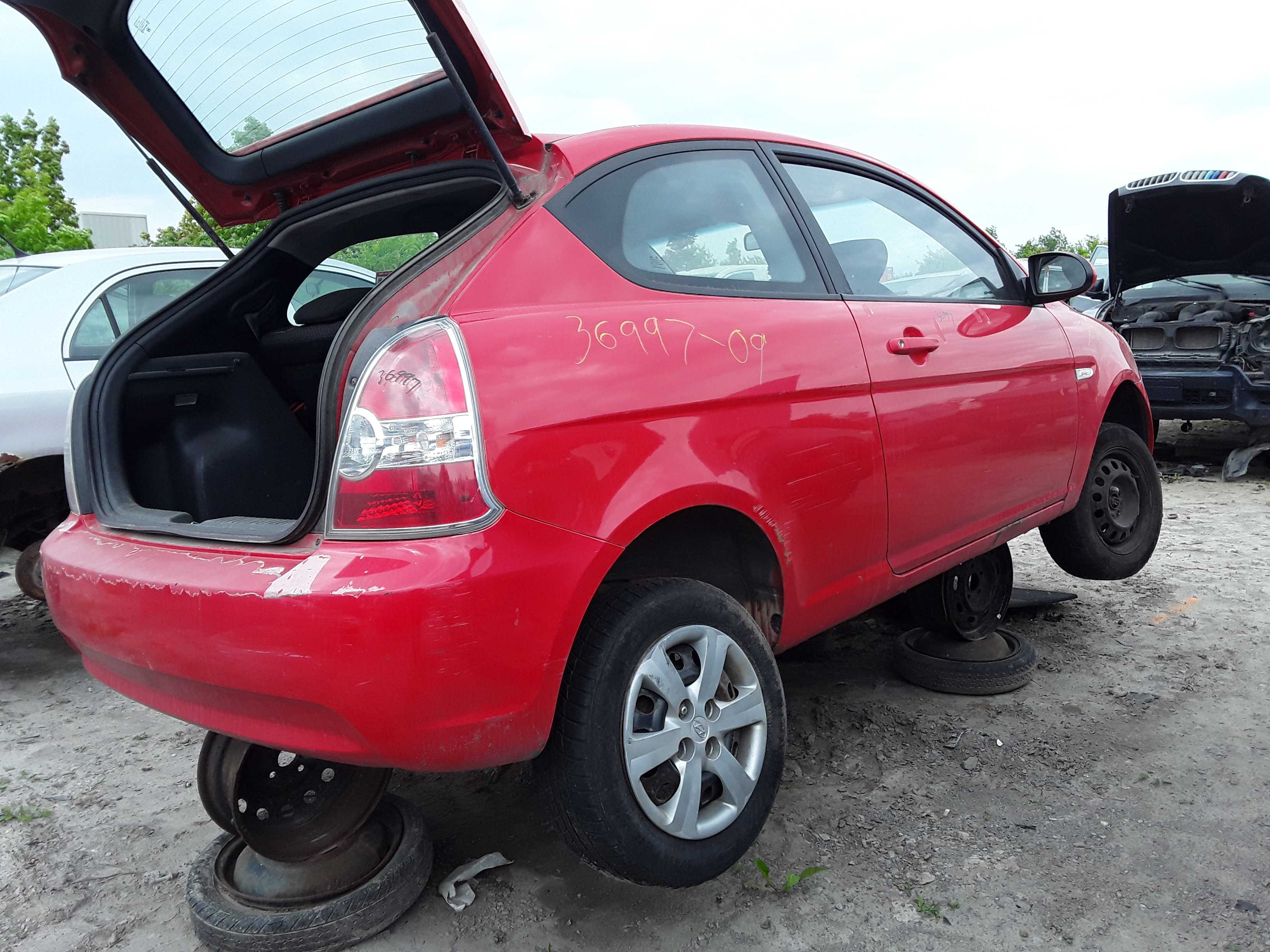 HYUNDAI ACCENT 2009