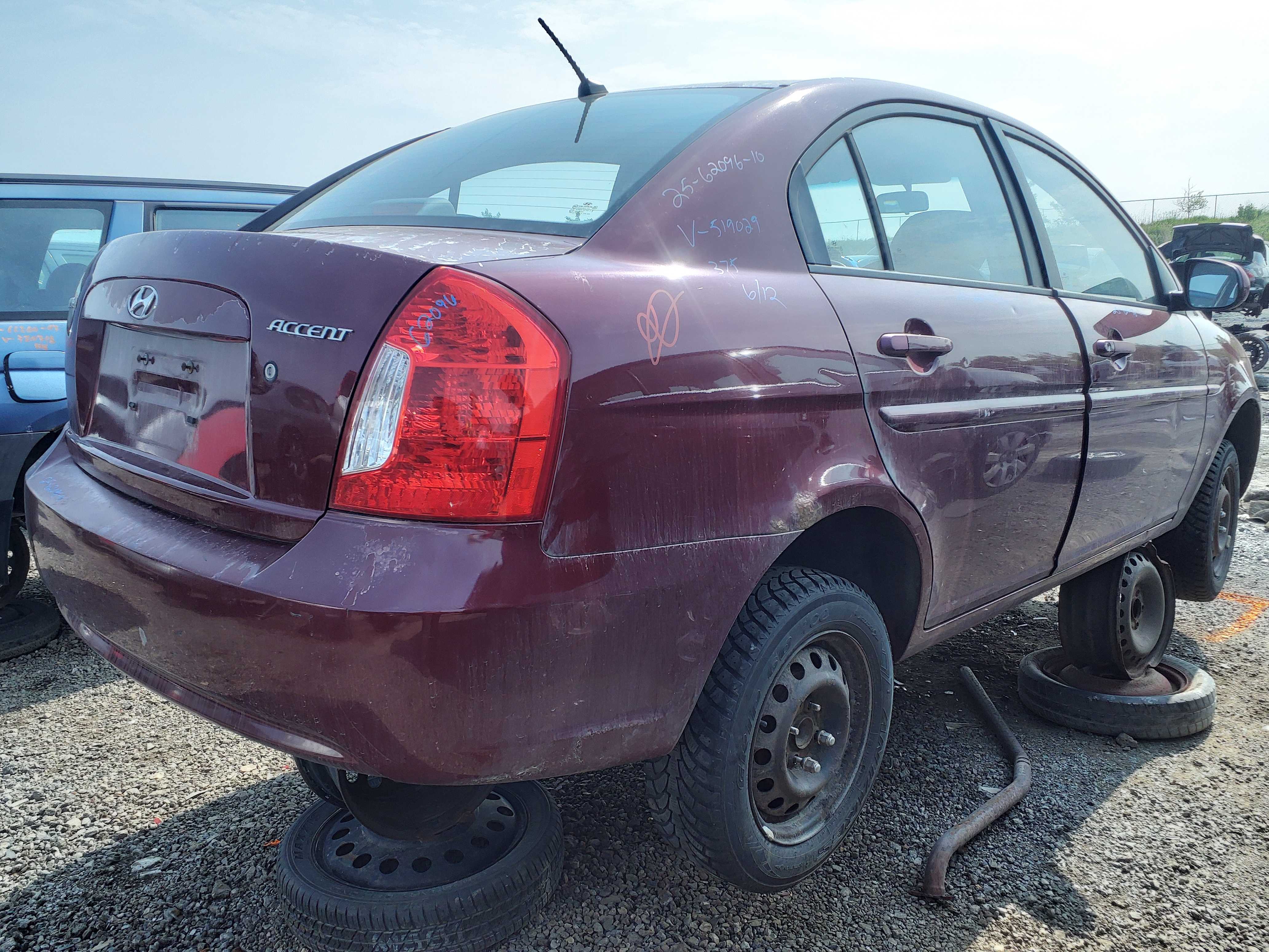 HYUNDAI ACCENT 2010