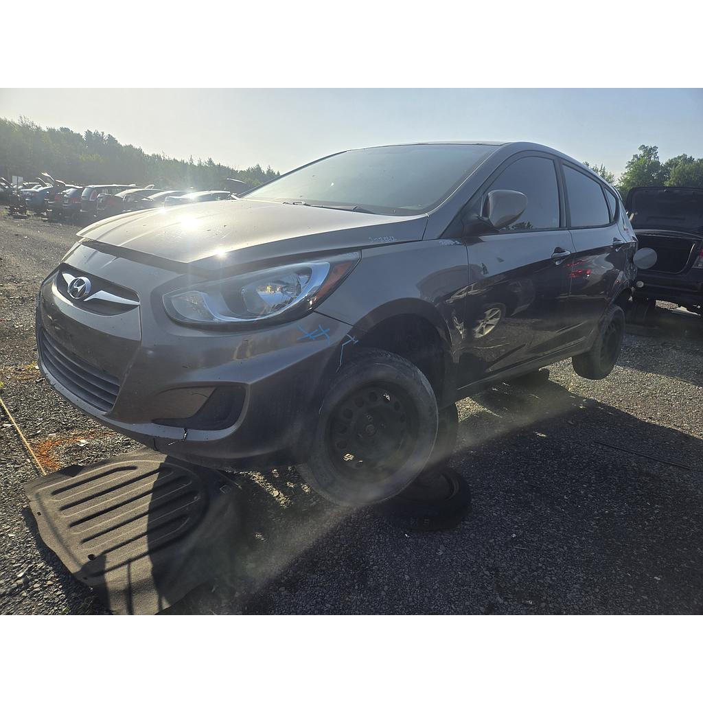 HYUNDAI ACCENT 2012