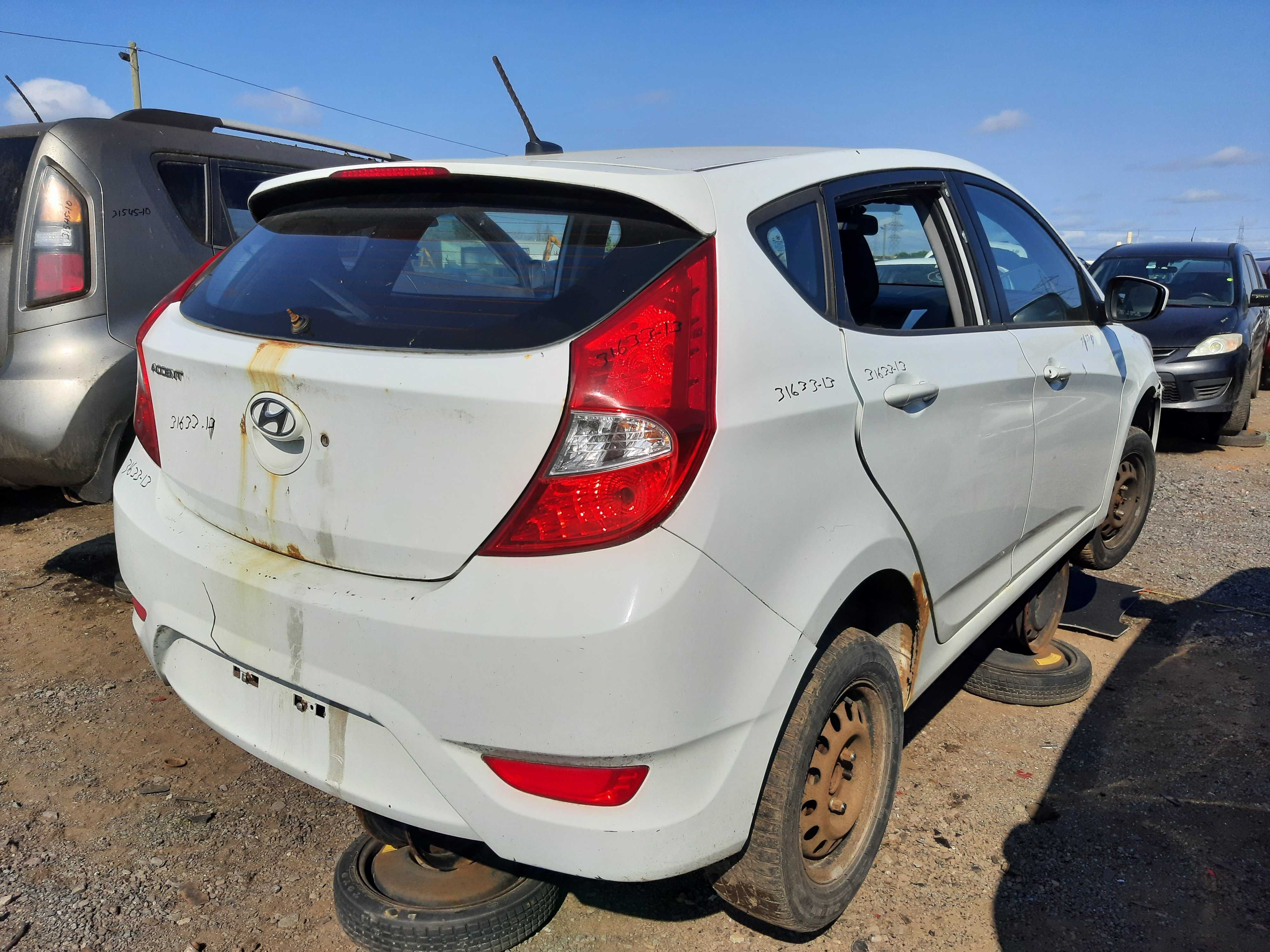 HYUNDAI ACCENT 2013