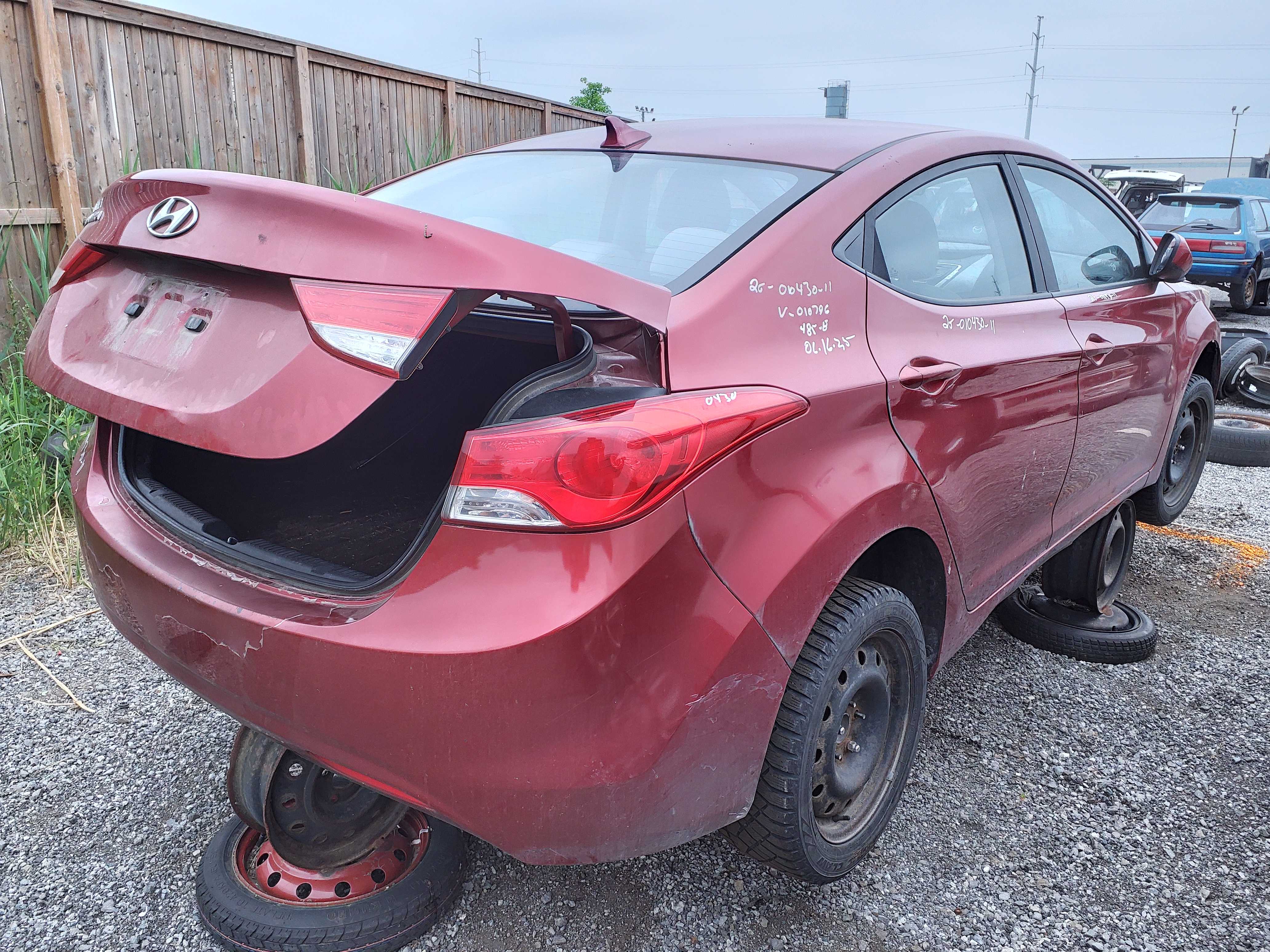 HYUNDAI ELANTRA 2011