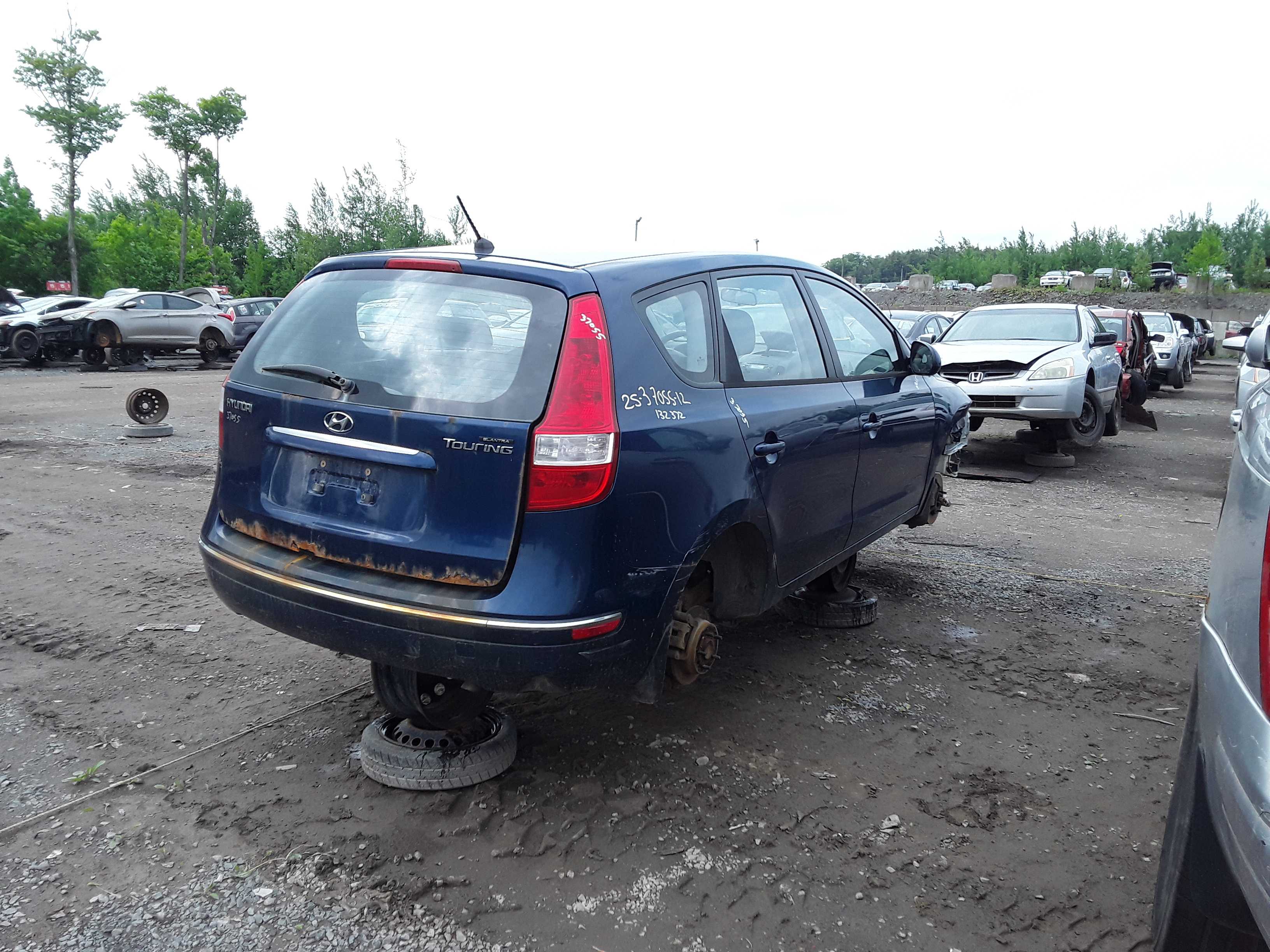 HYUNDAI ELANTRA 2012