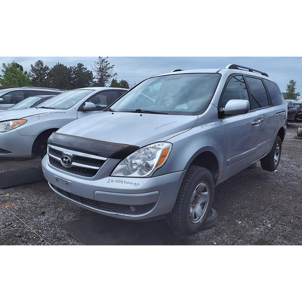 HYUNDAI ENTOURAGE 2007