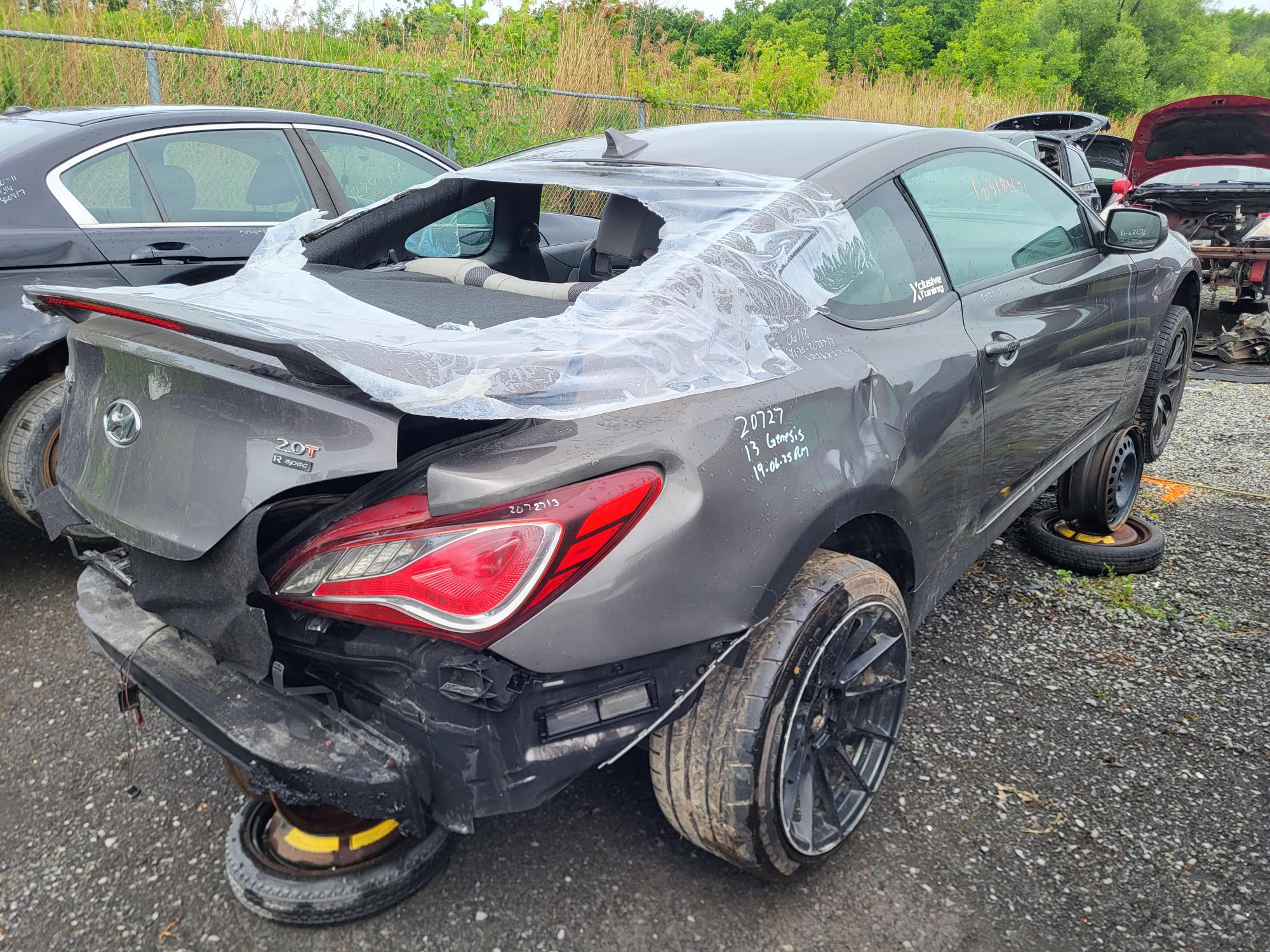 HYUNDAI GENESIS 2013