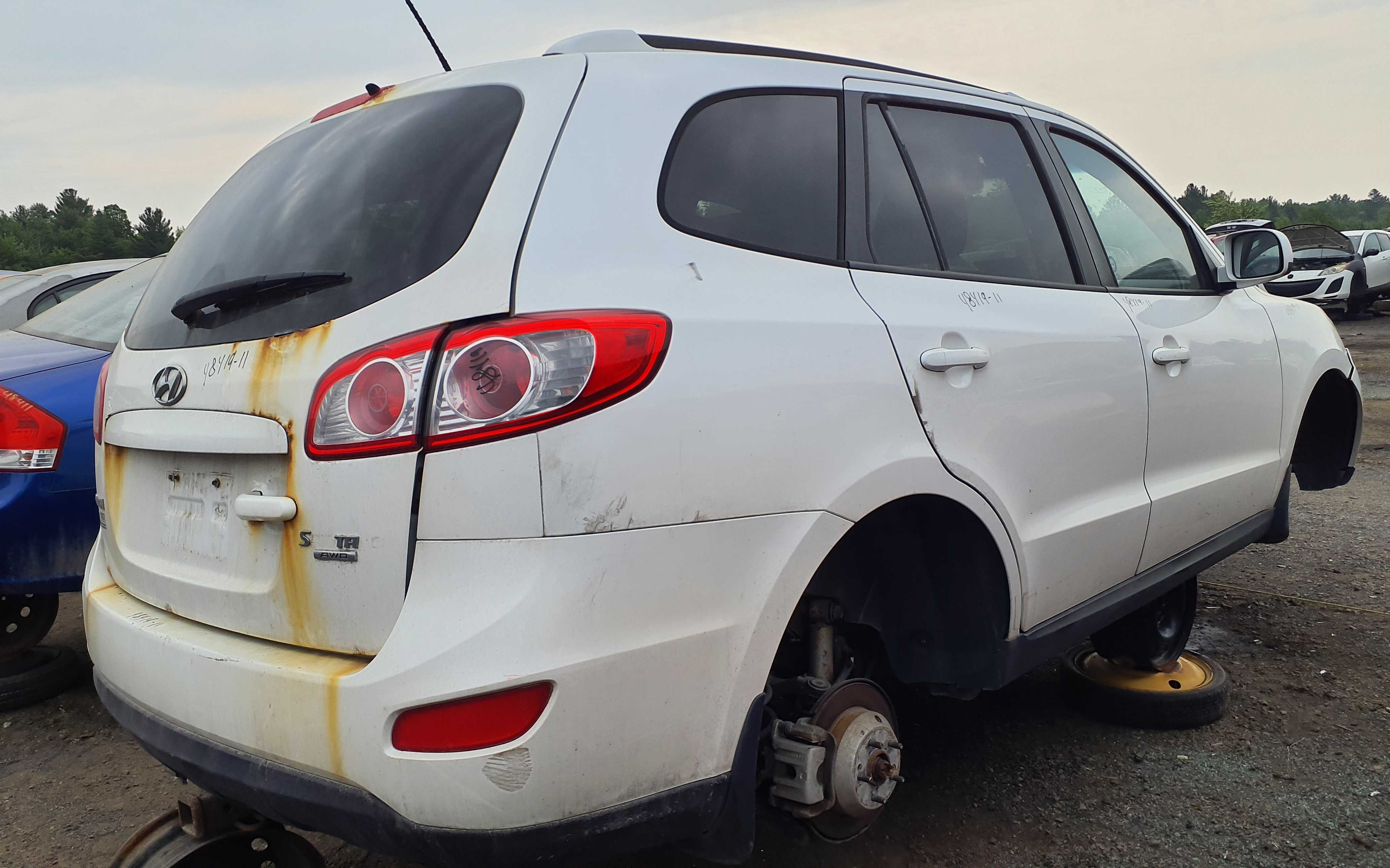 HYUNDAI SANTA FE 2011