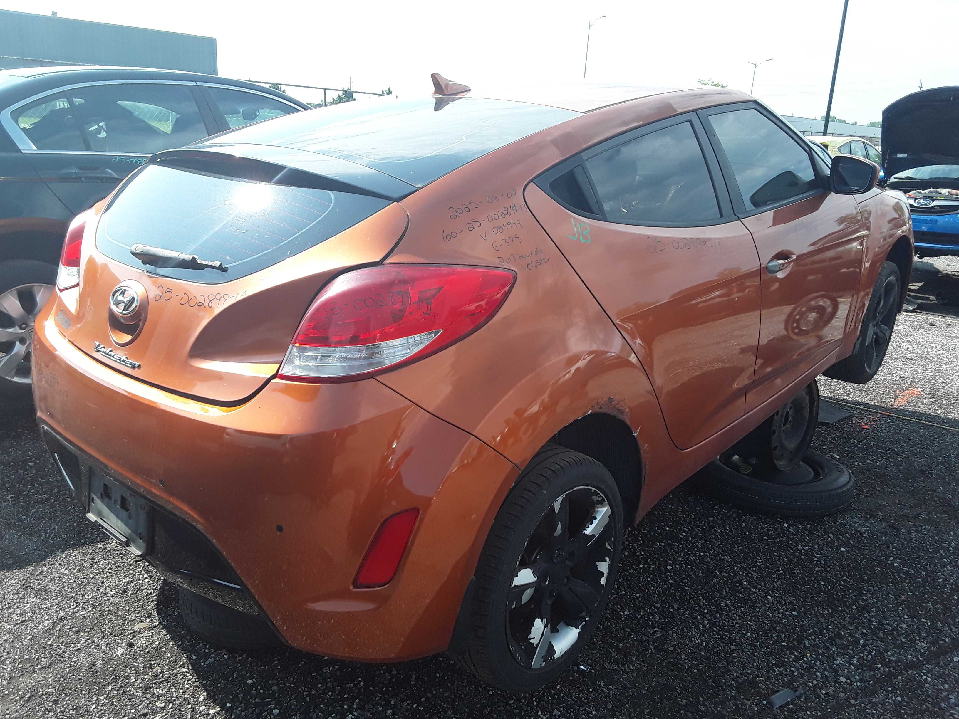 HYUNDAI VELOSTER 2013