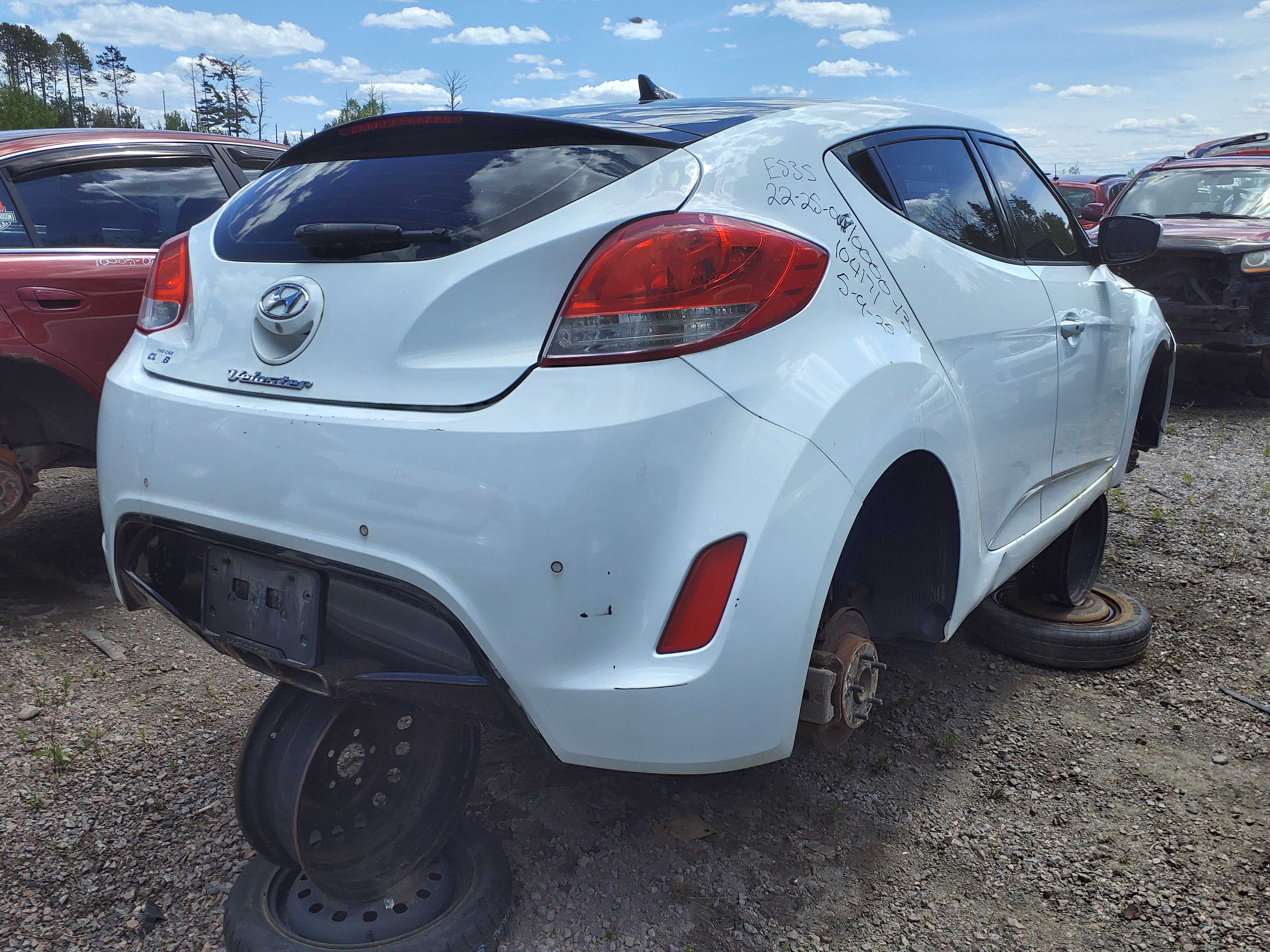HYUNDAI VELOSTER 2013