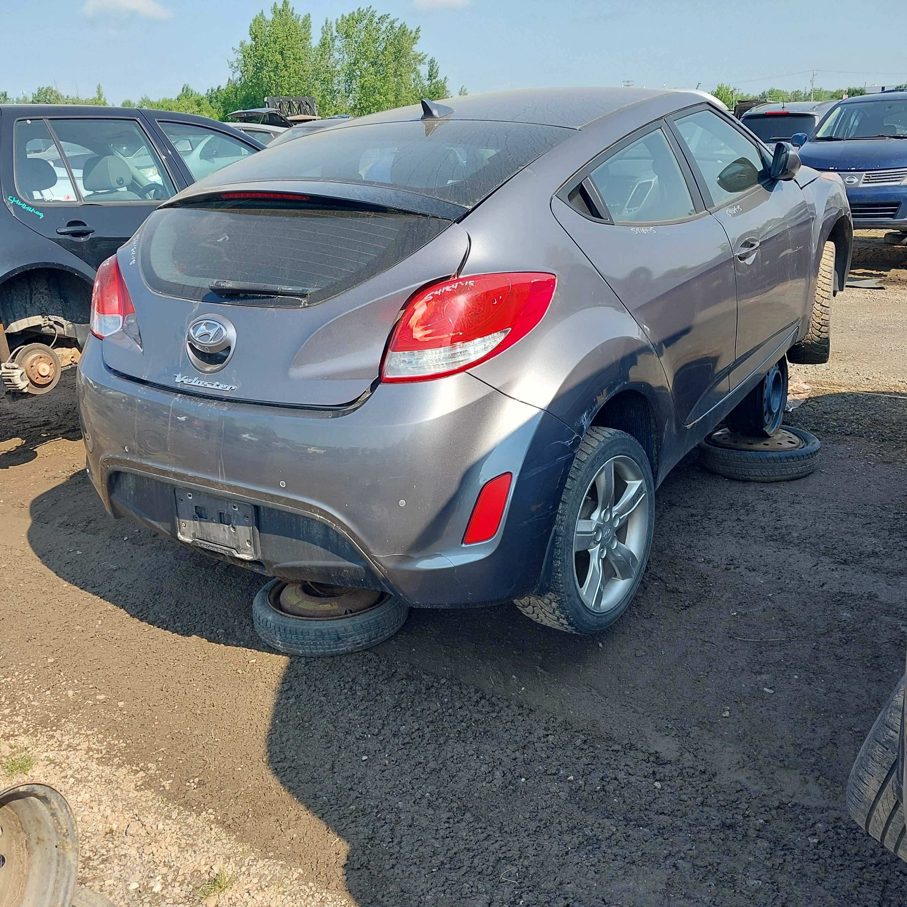 HYUNDAI VELOSTER 2015