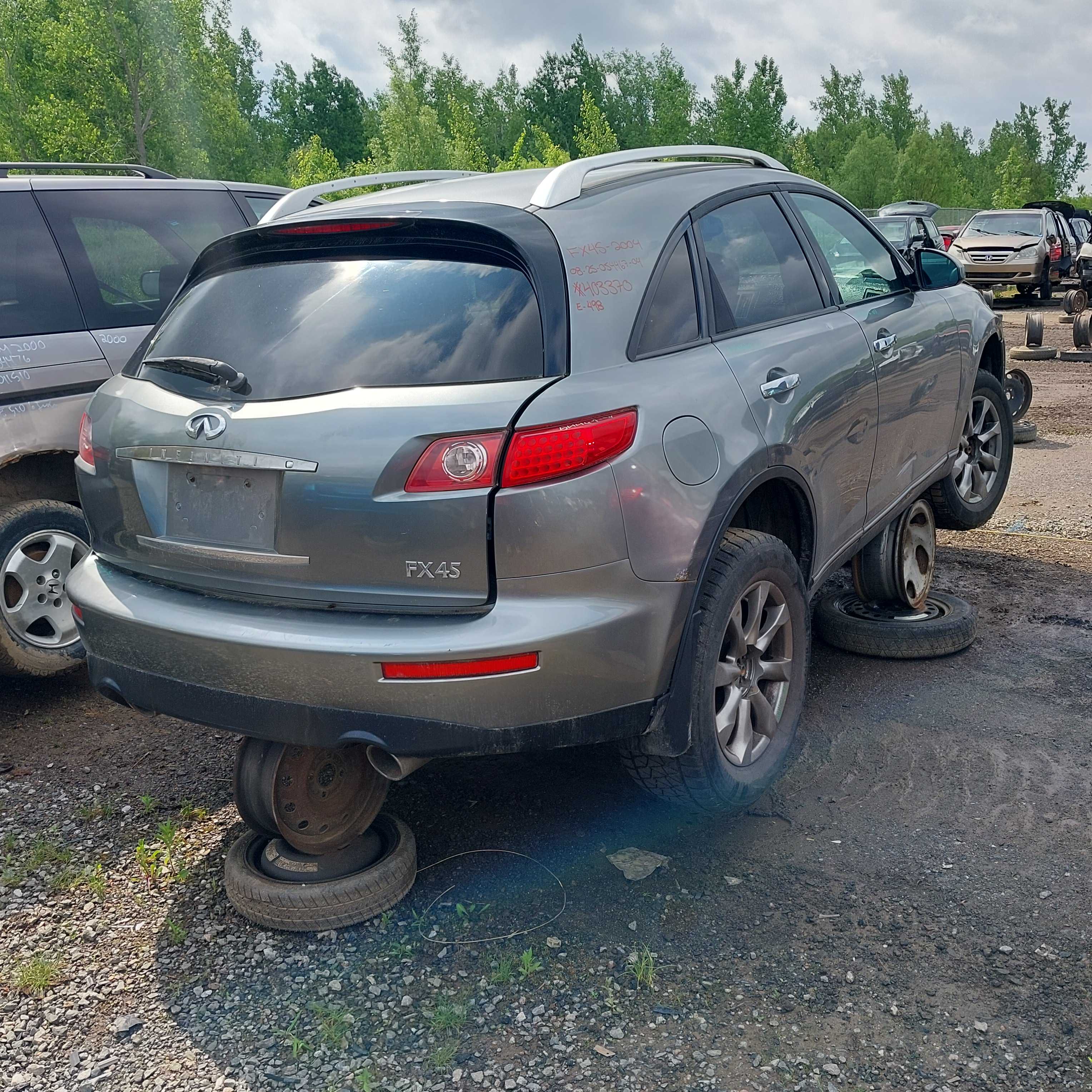 INFINITI FX45 2004