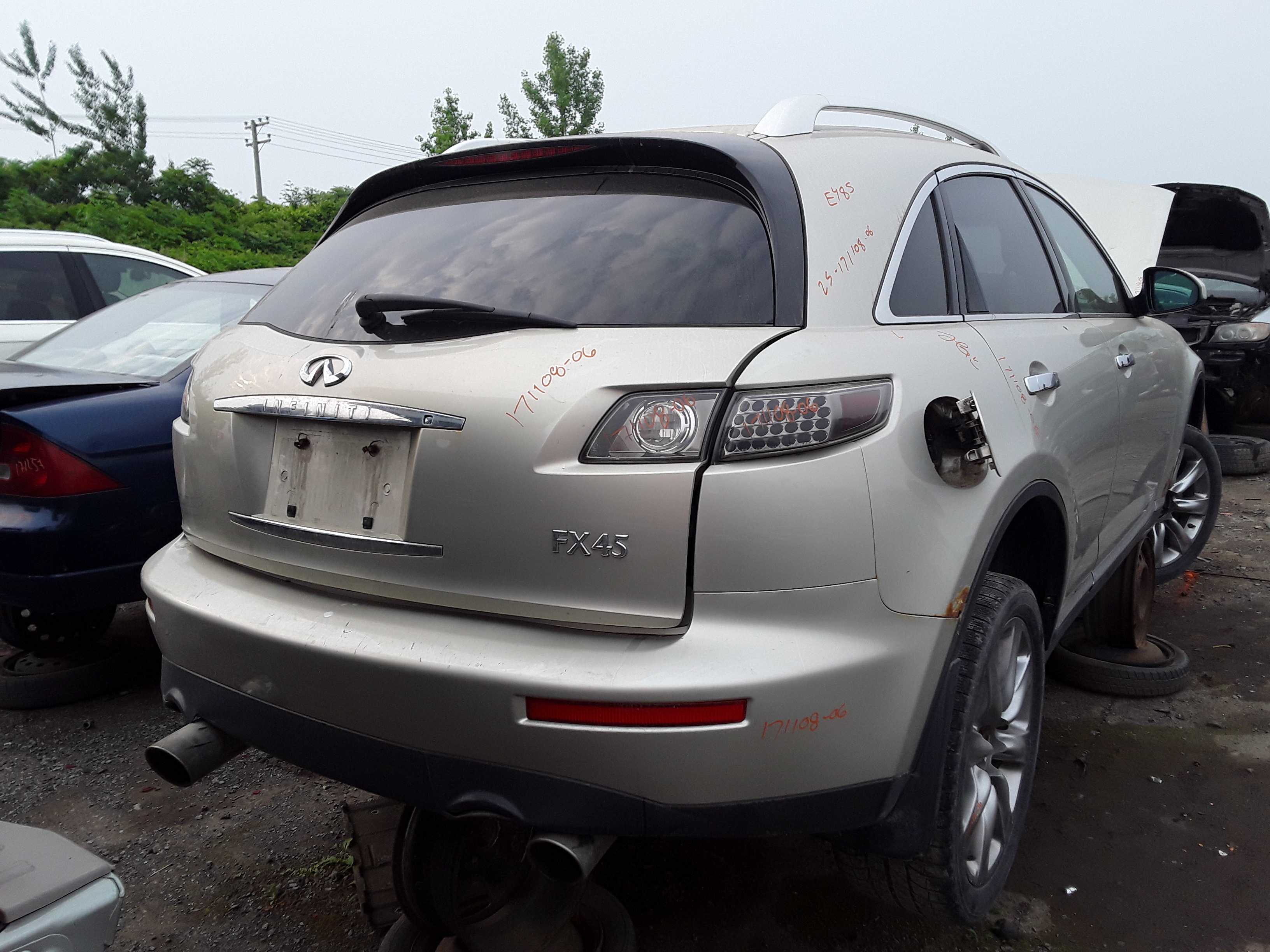 INFINITI FX45 2006