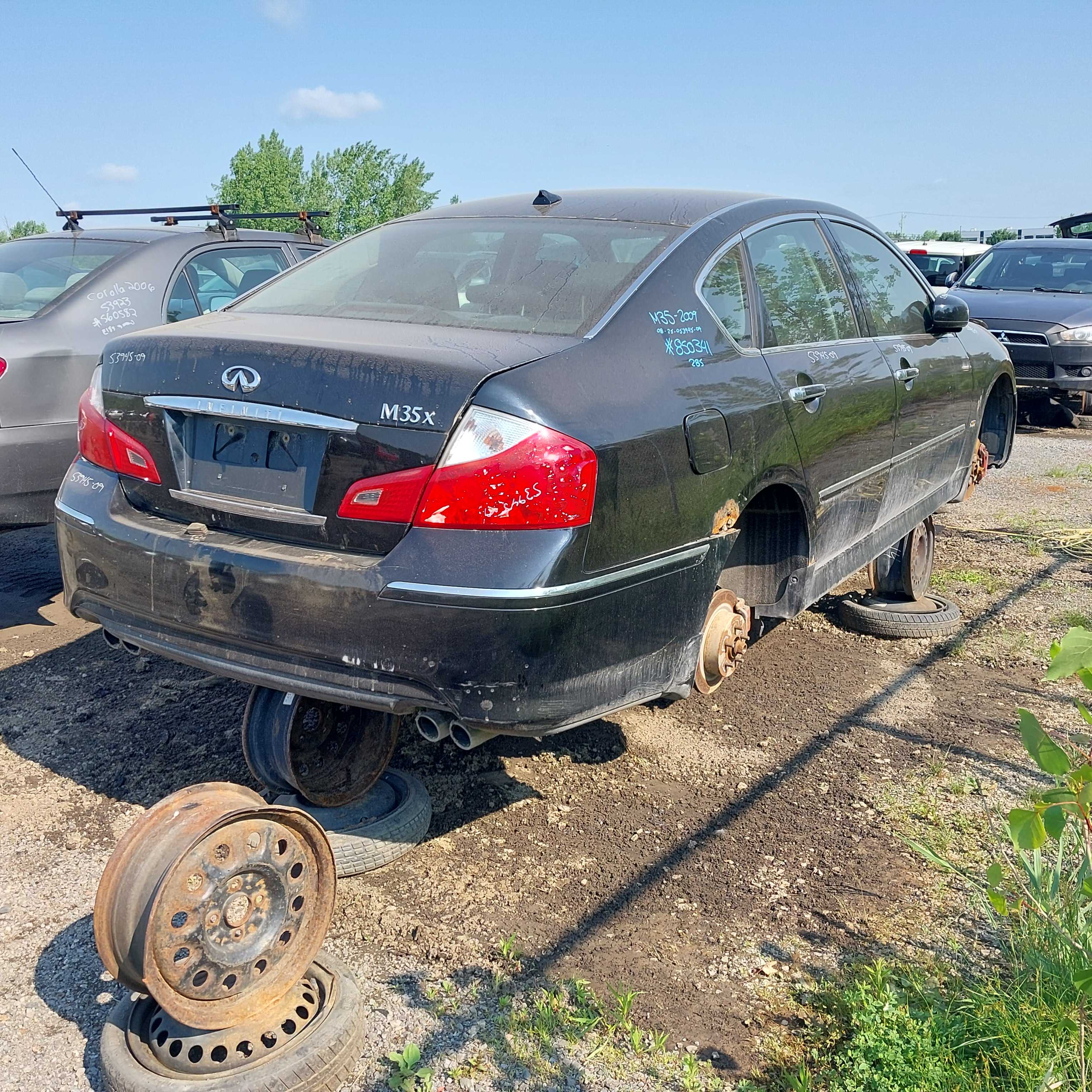 INFINITI M35 2009