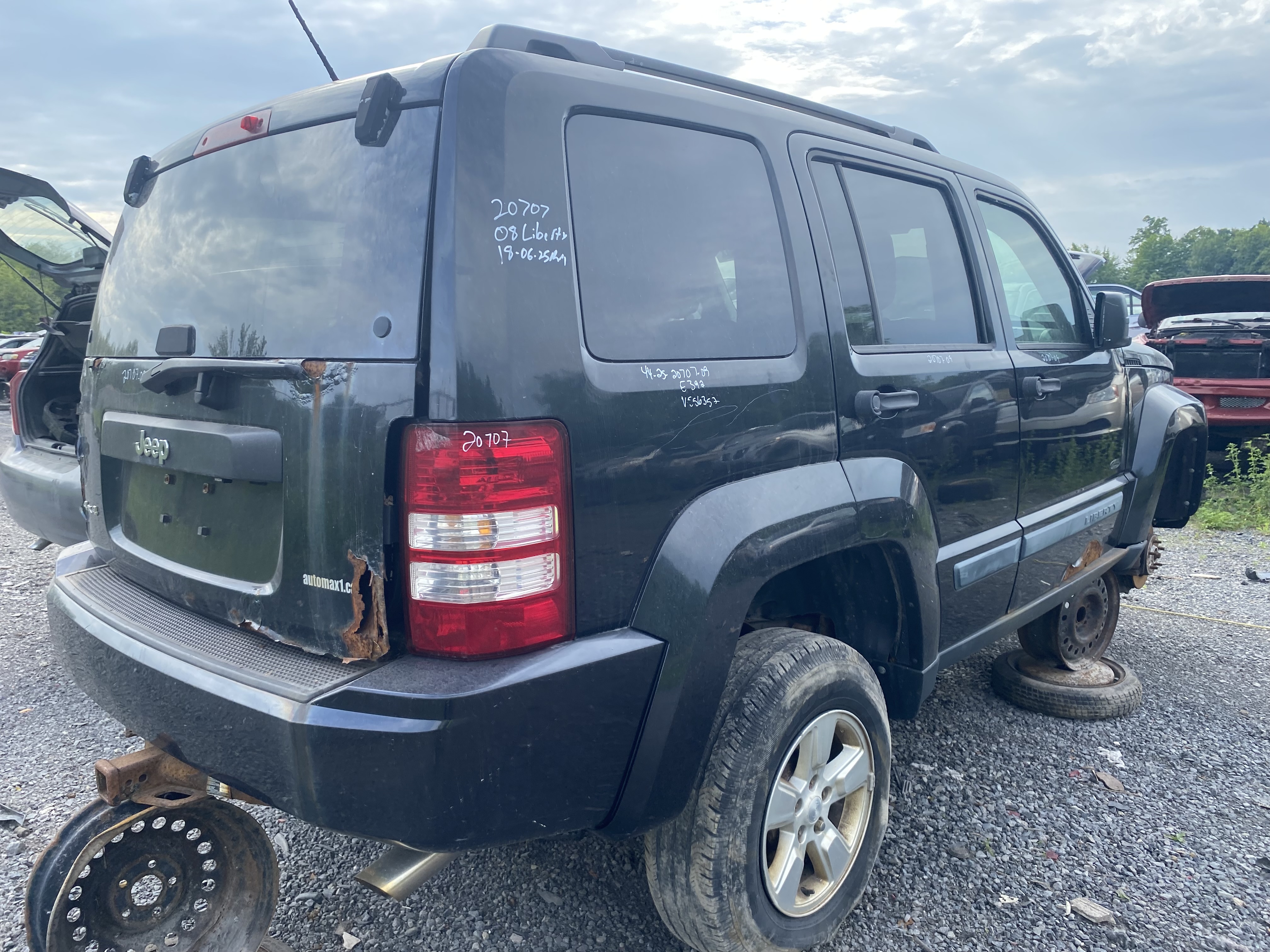 JEEP LIBERTY 2009