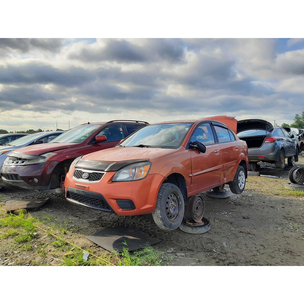 KIA RIO 2010