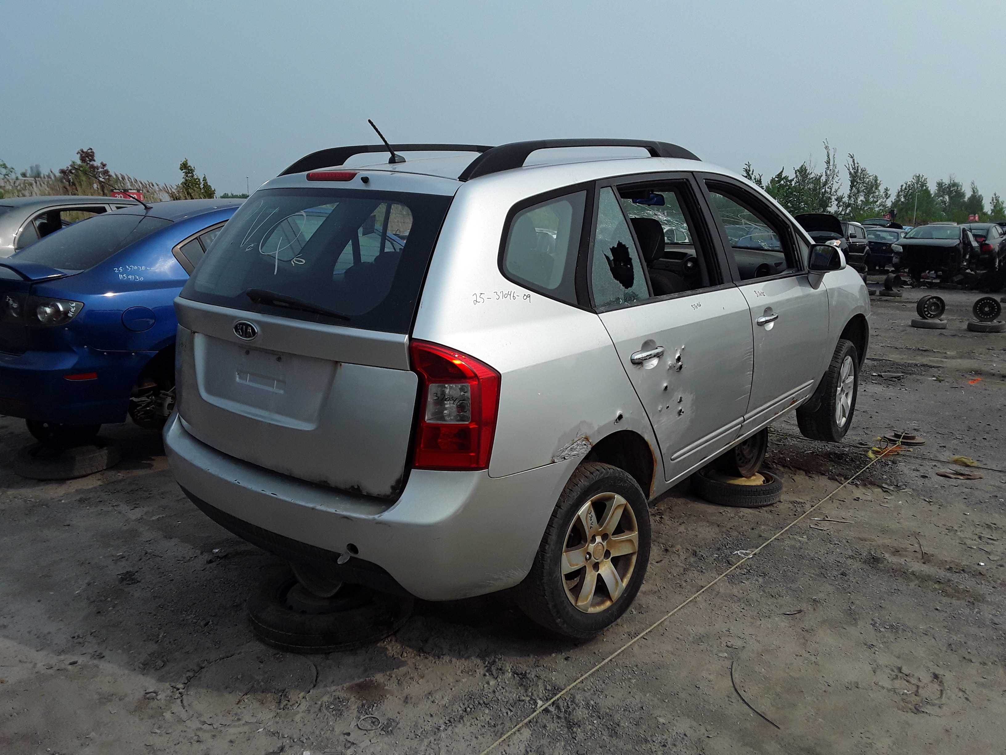 KIA RONDO 2009