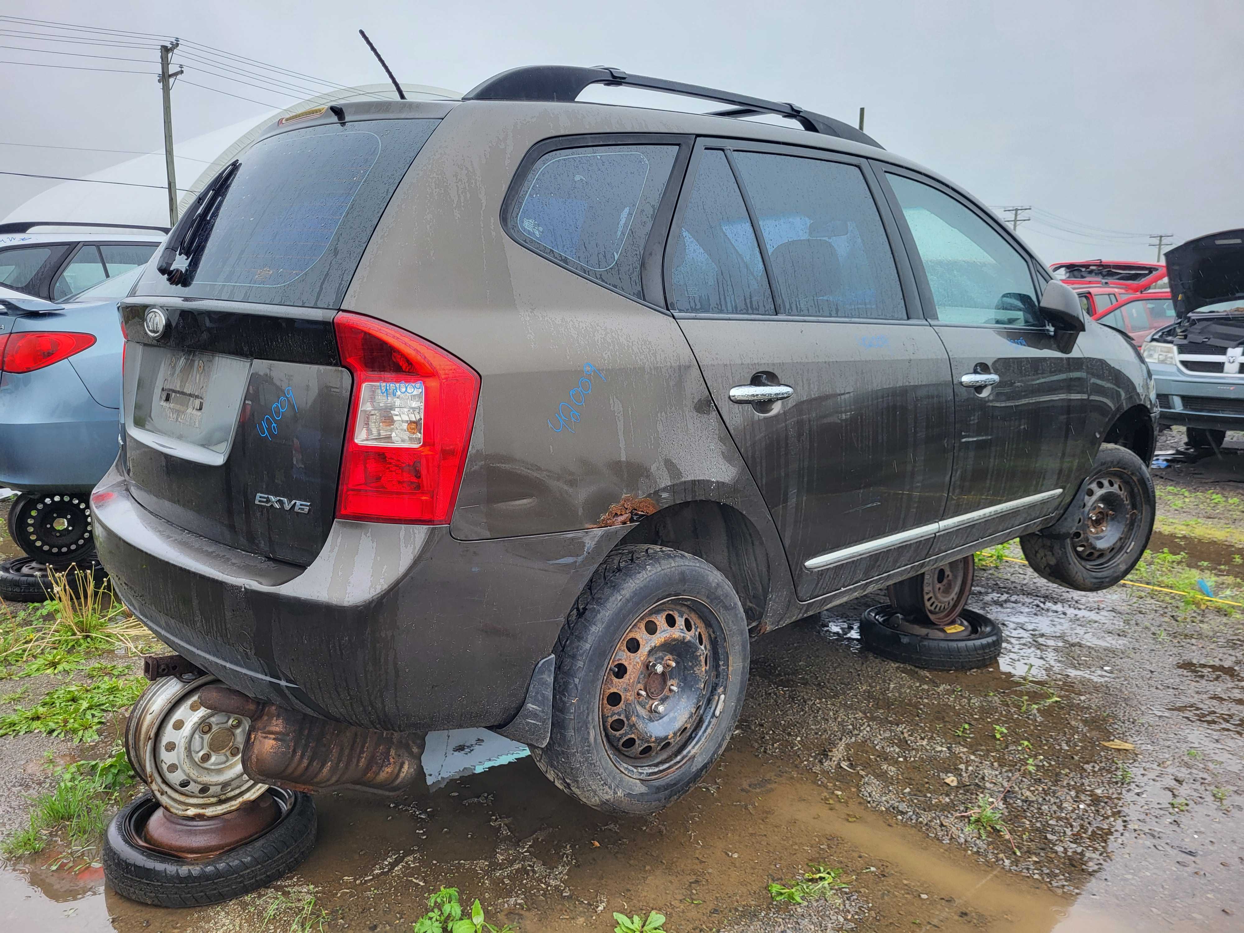 KIA RONDO 2009