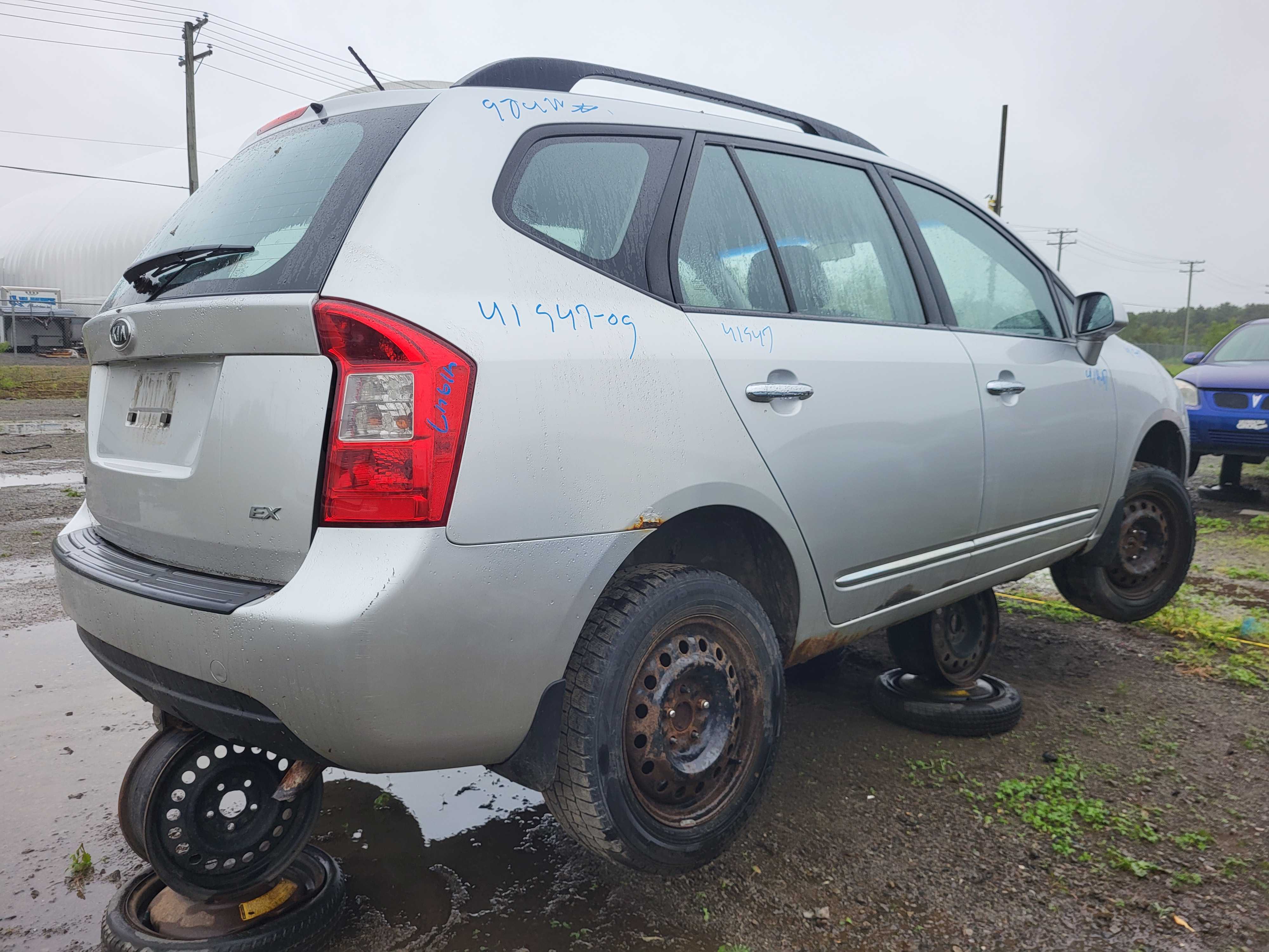 KIA RONDO 2009