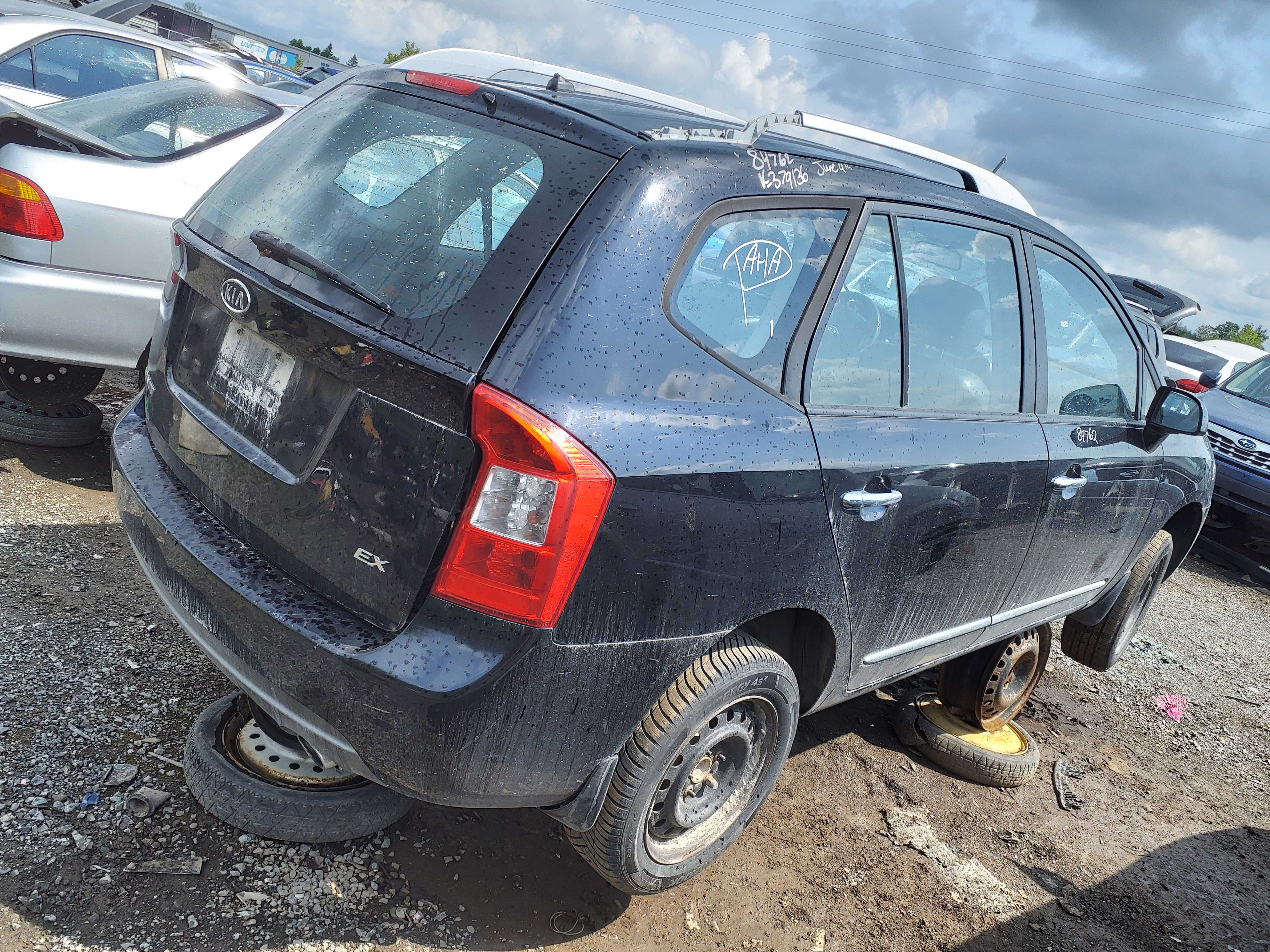 KIA RONDO 2012
