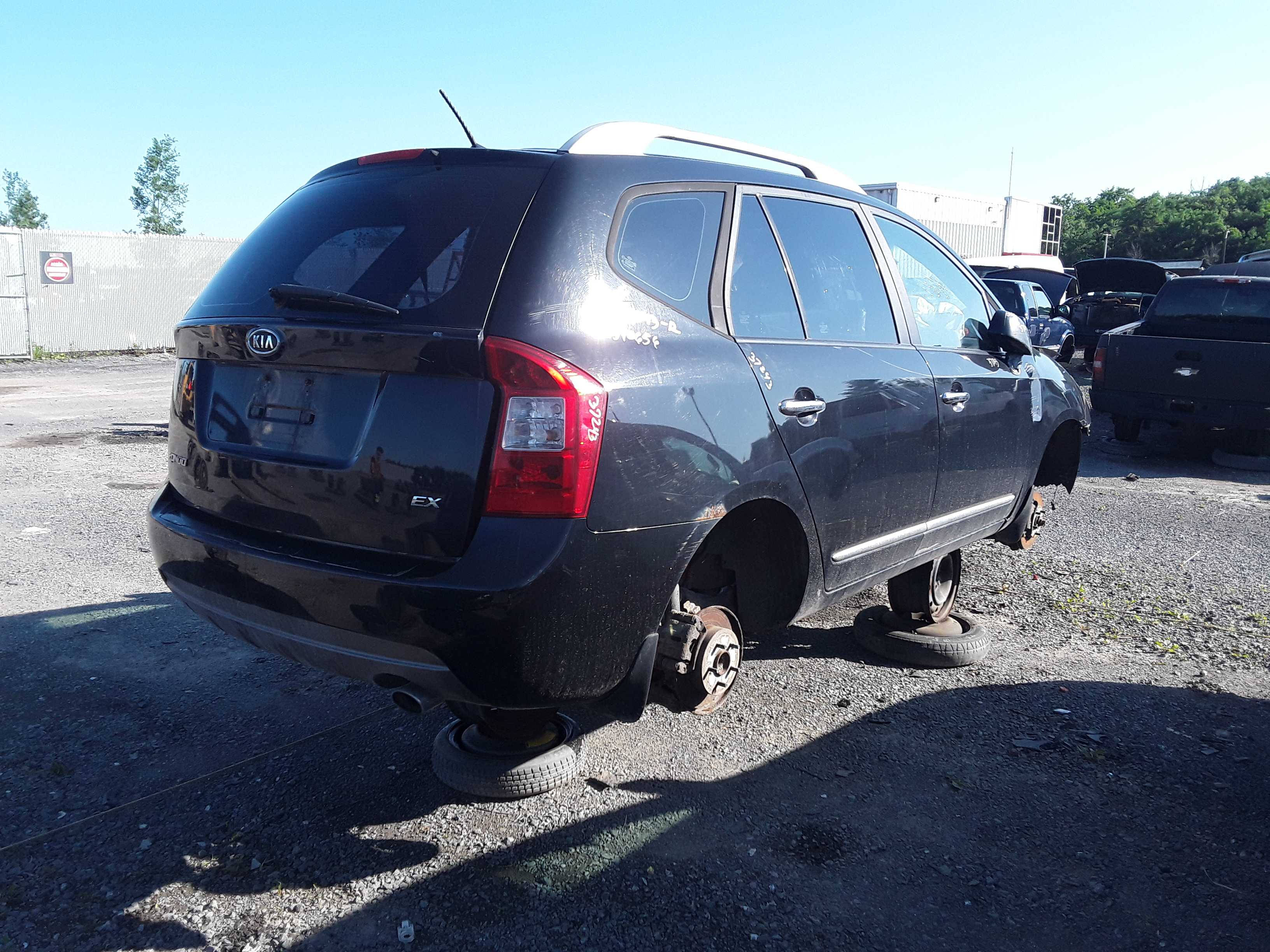 KIA RONDO 2012