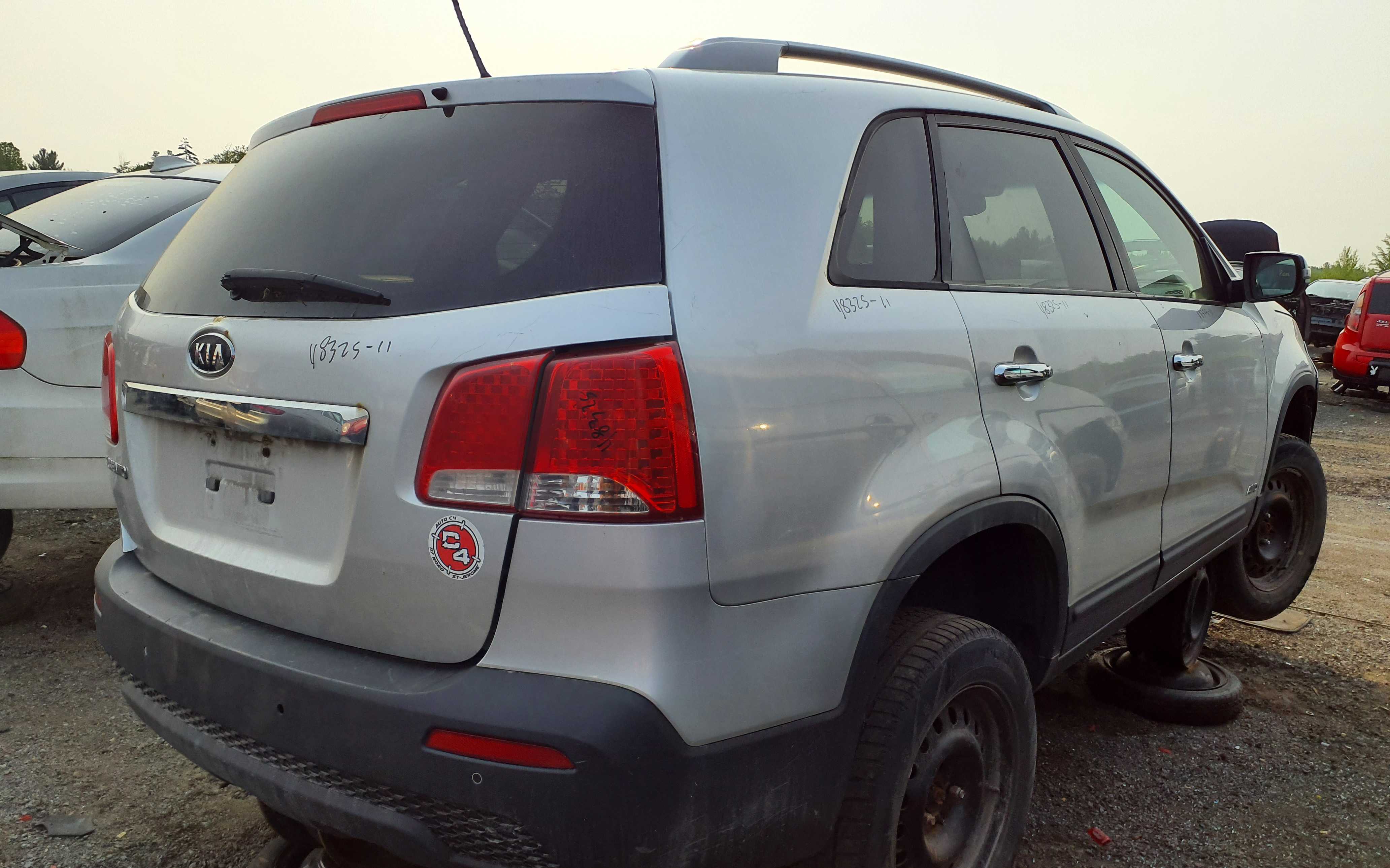 KIA SORENTO 2011