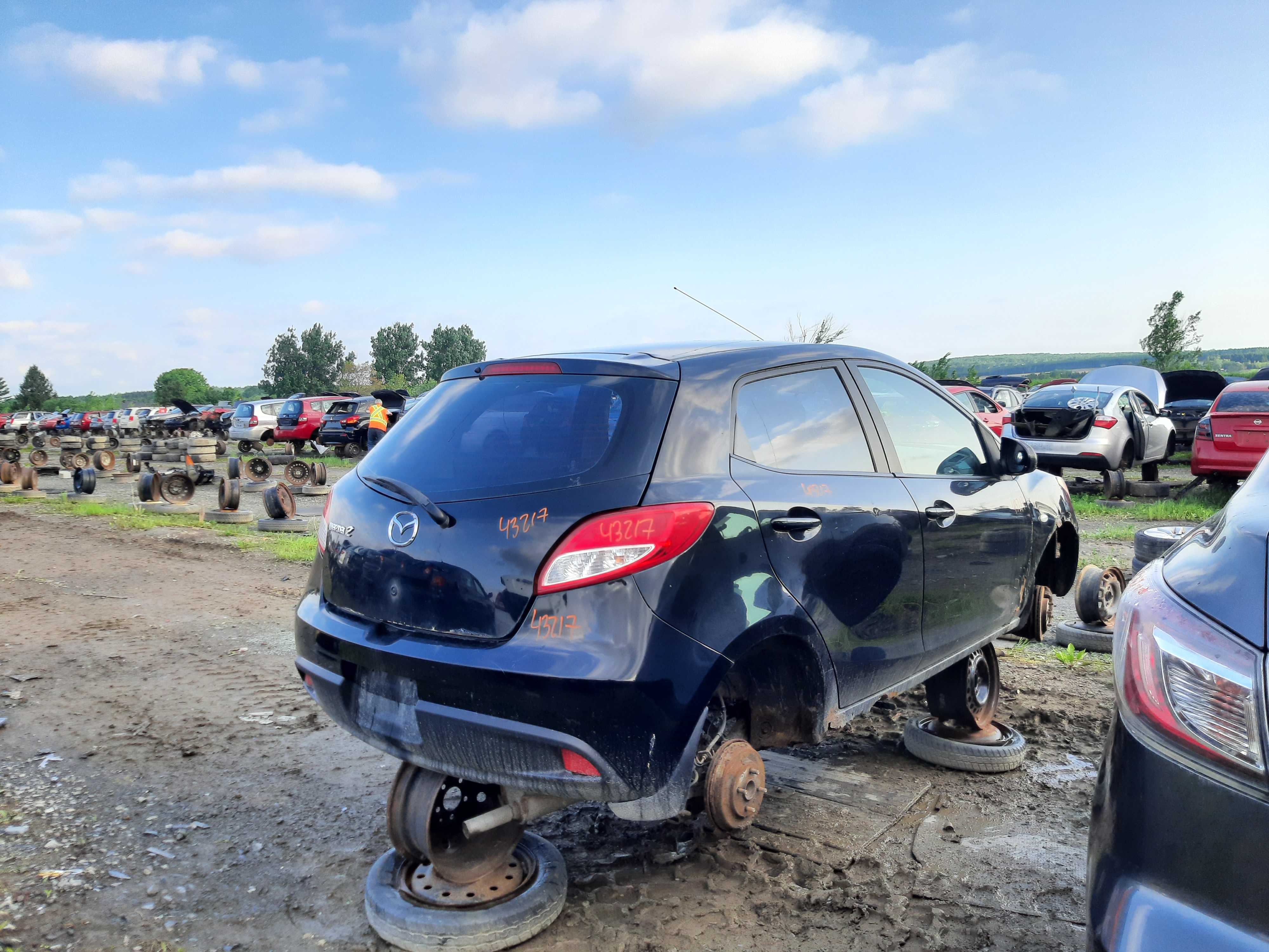 MAZDA MAZDA2 2011