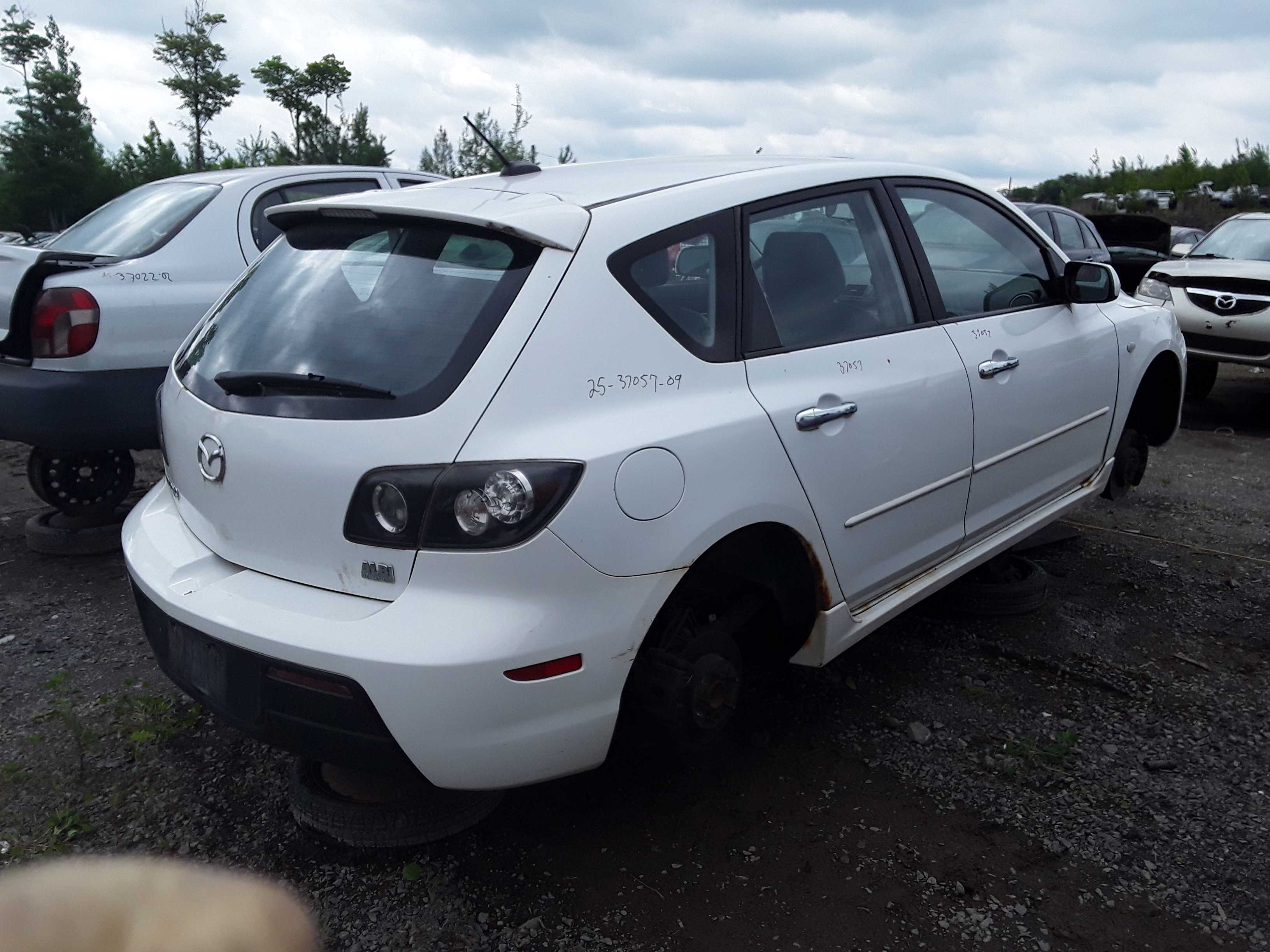 MAZDA MAZDA3 2009