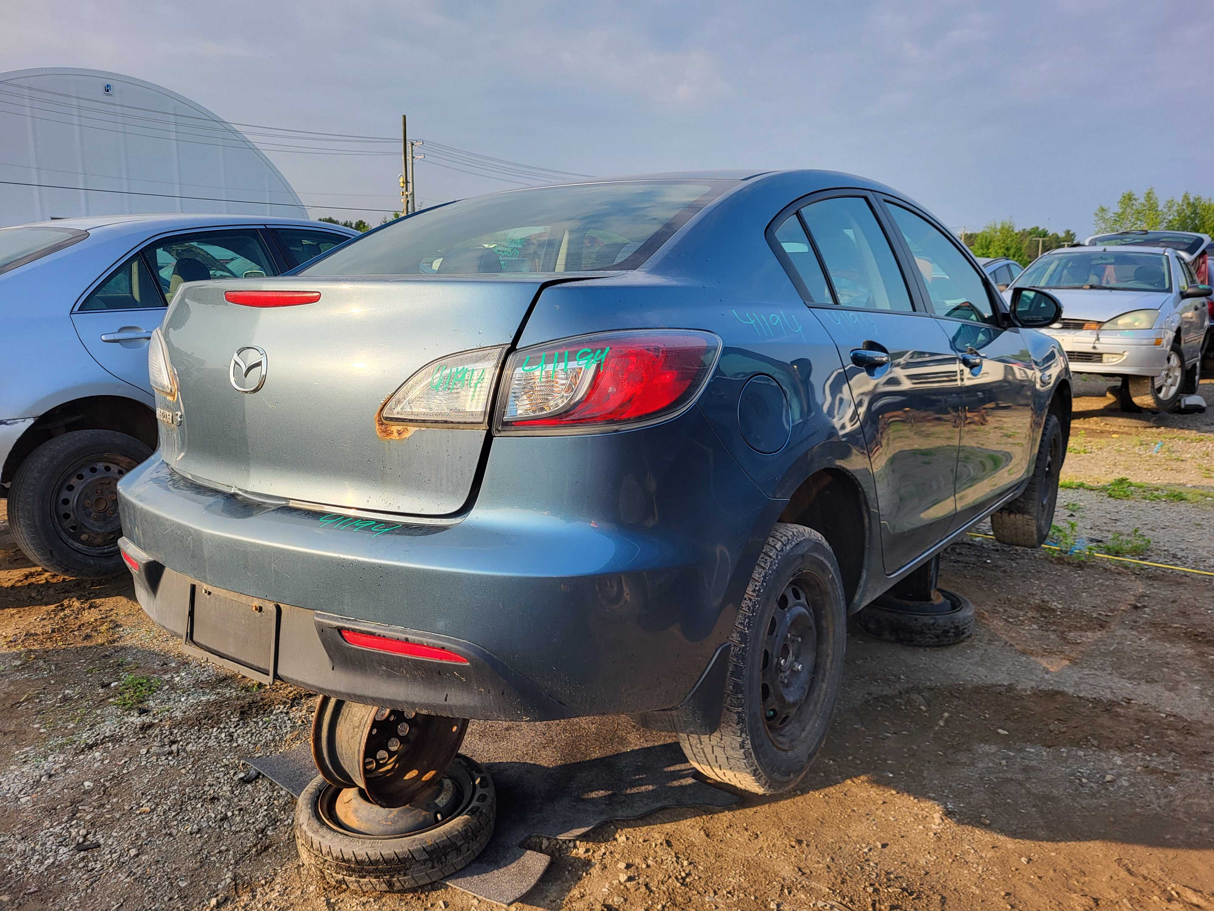 MAZDA MAZDA3 2010