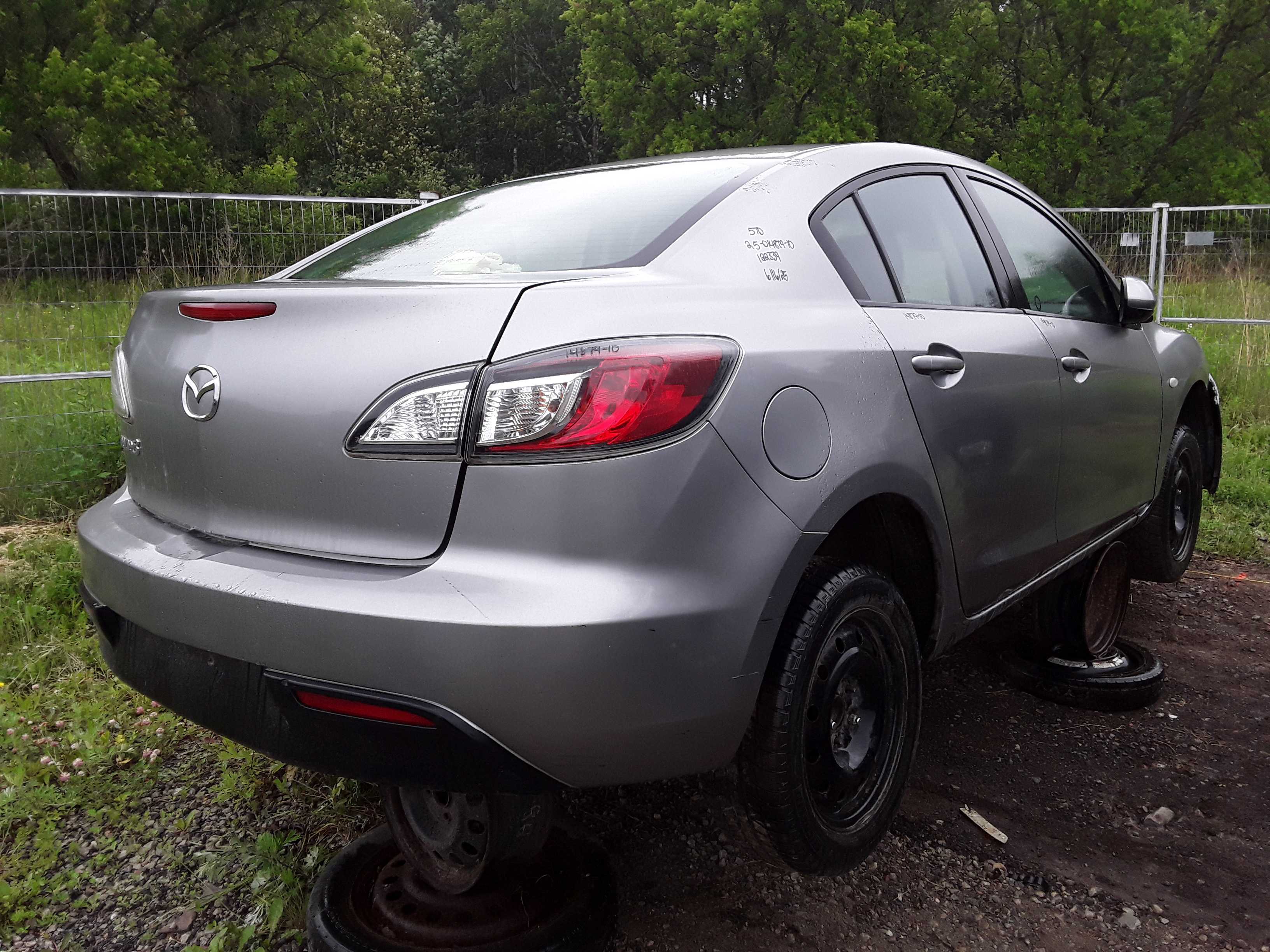 MAZDA MAZDA3 2010