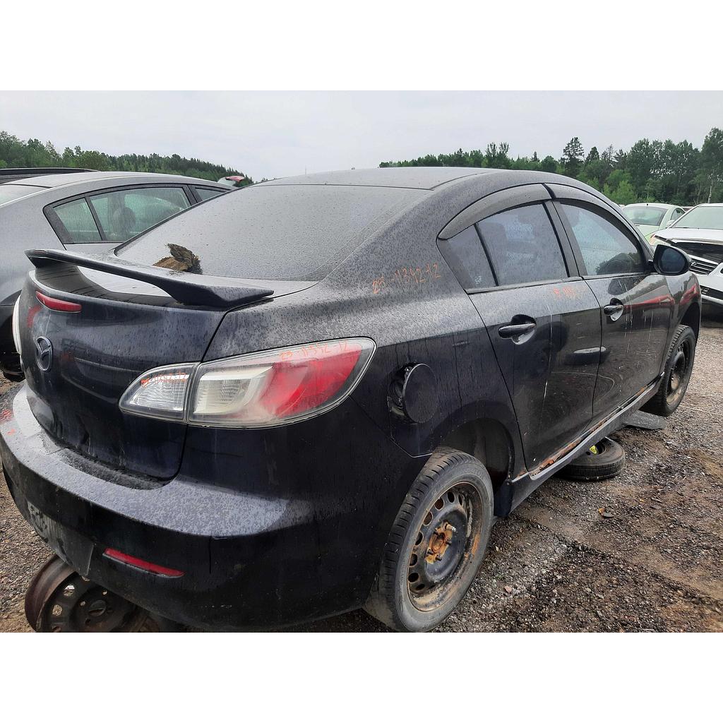 MAZDA MAZDA3 2012