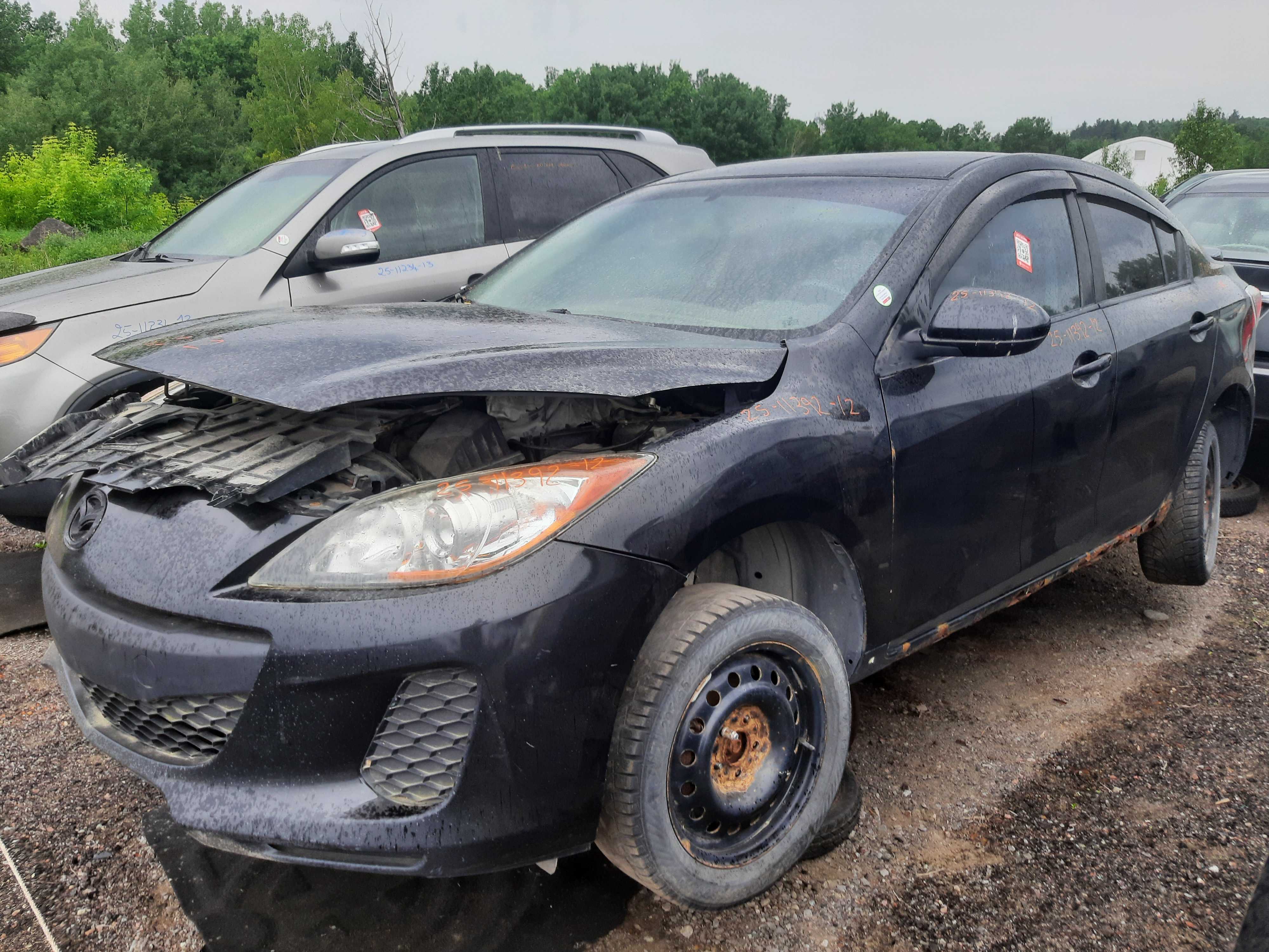 MAZDA MAZDA3 2012