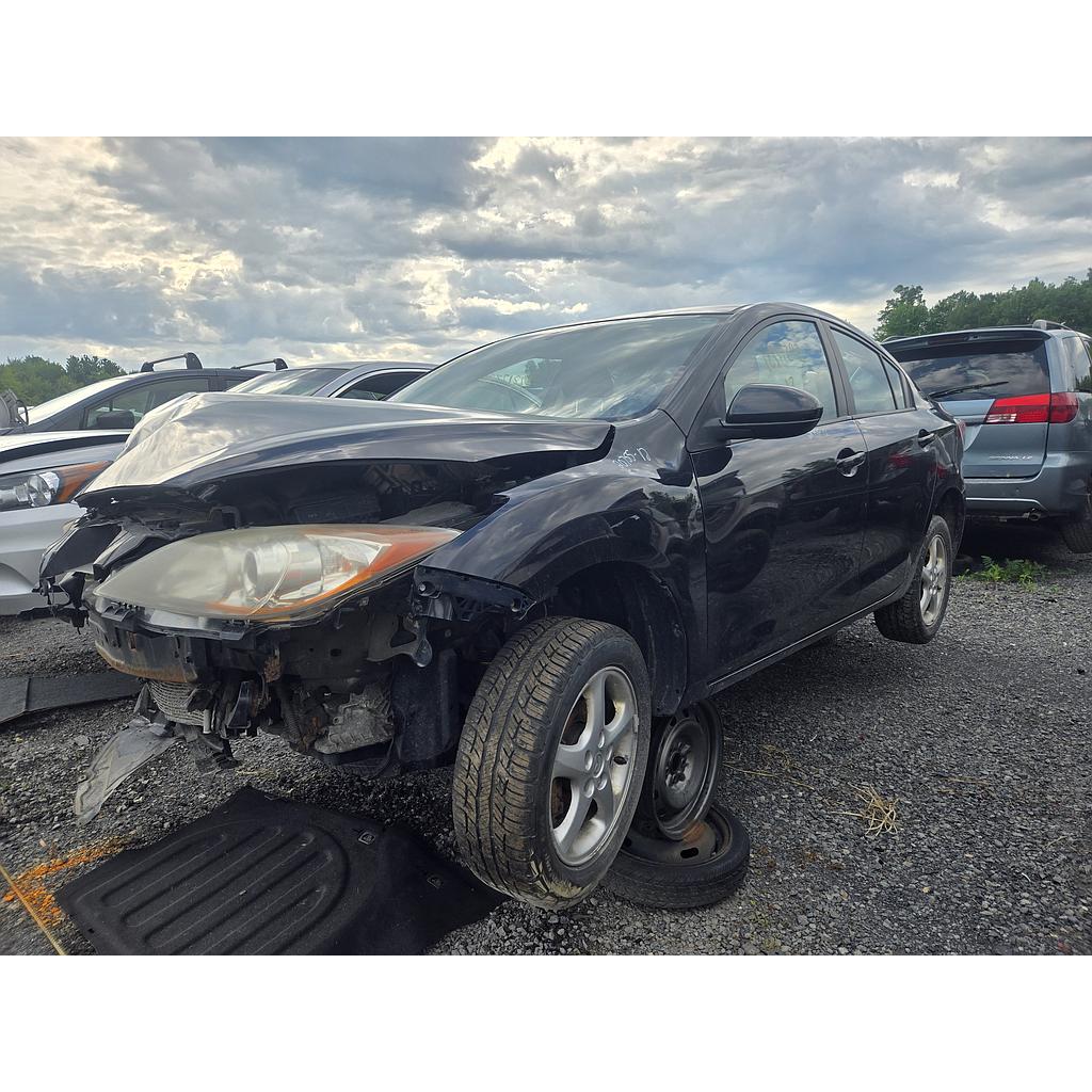 MAZDA MAZDA3 2012