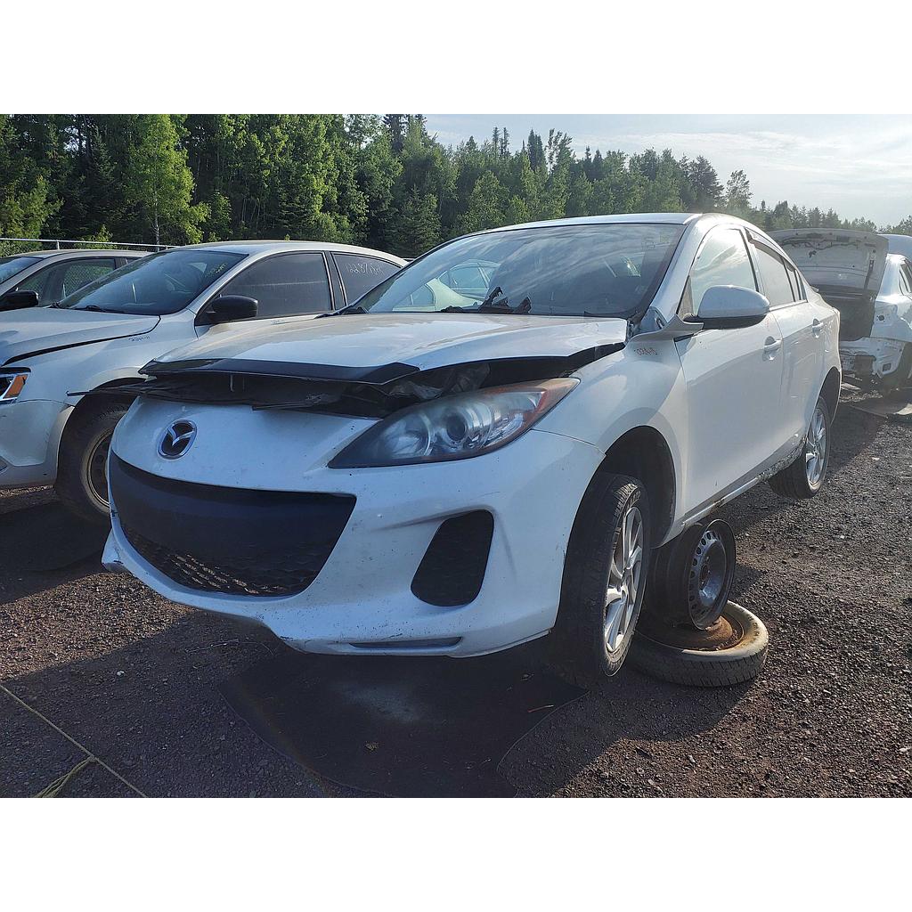 MAZDA MAZDA3 2013