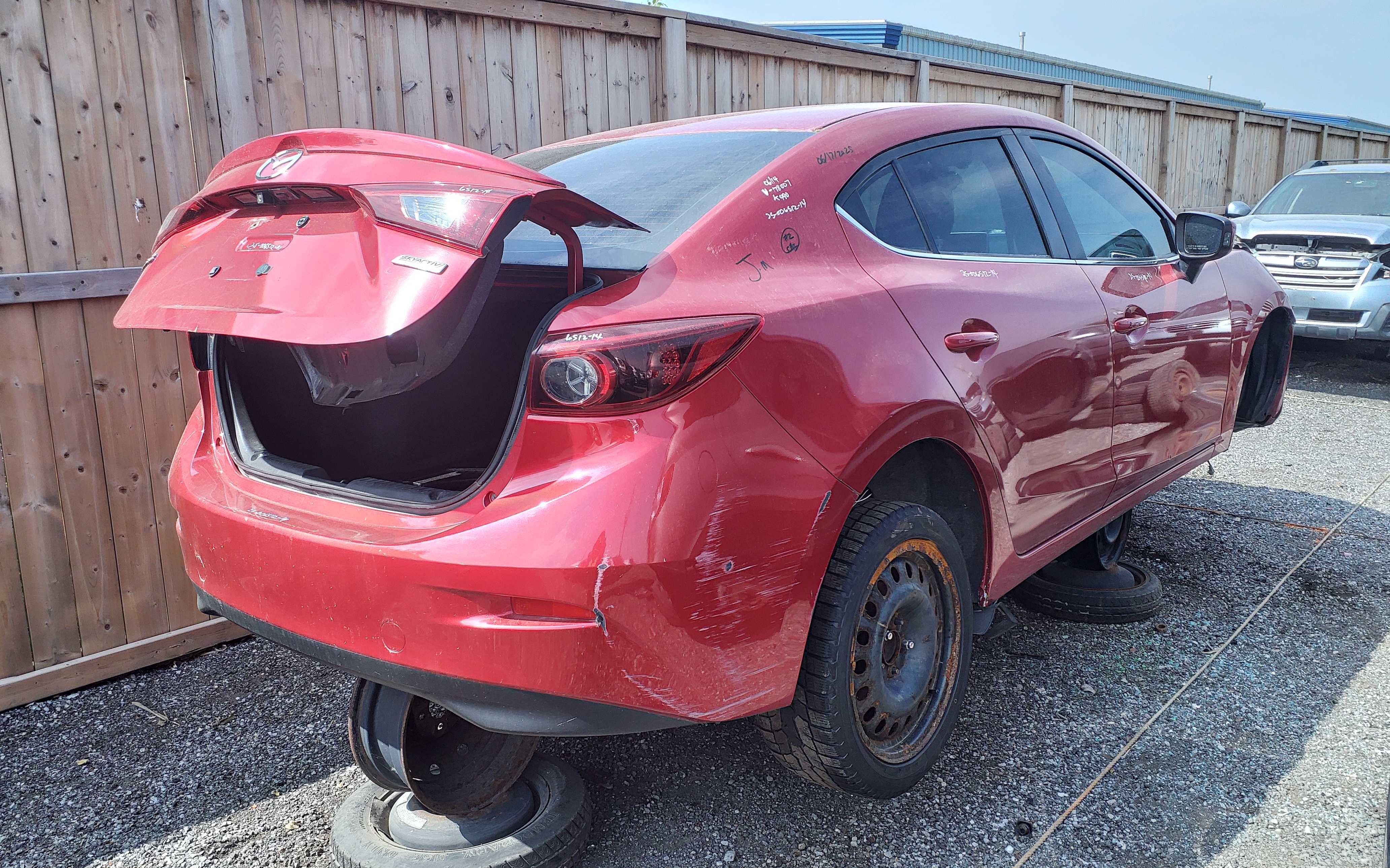 MAZDA MAZDA3 2014