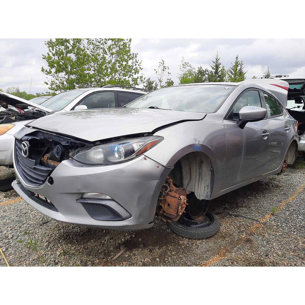 MAZDA MAZDA3 2015