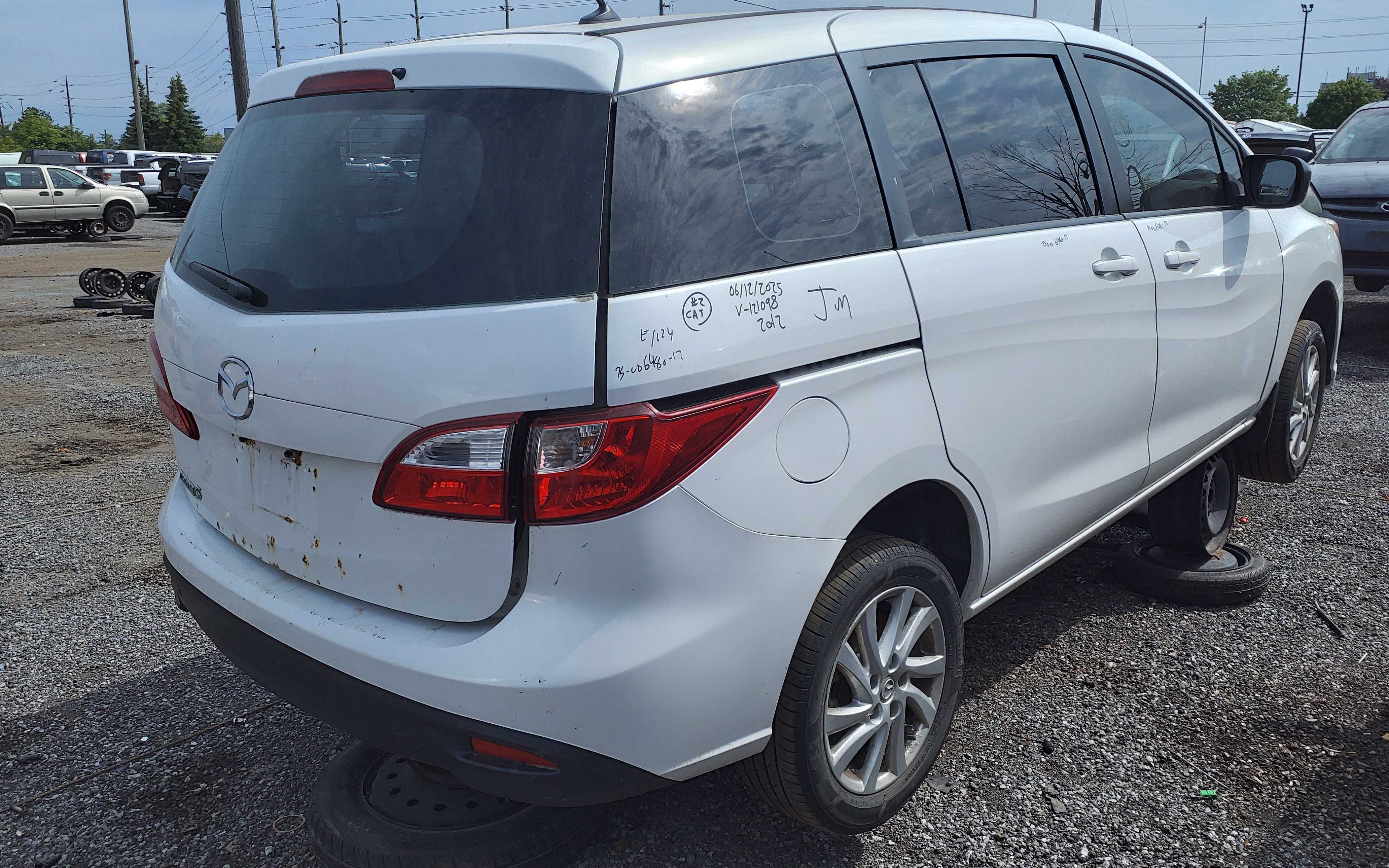 MAZDA MAZDA5 2012