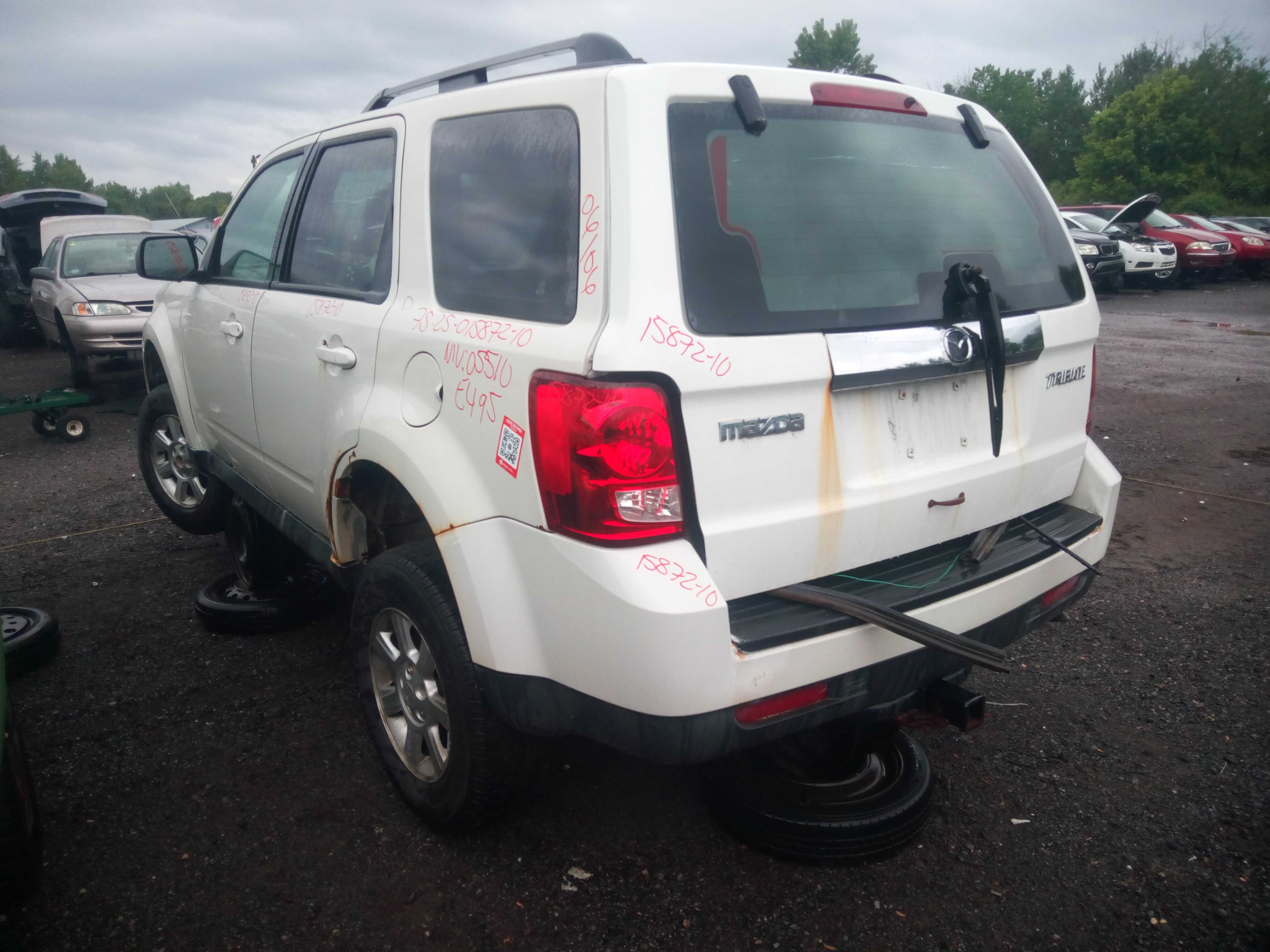 MAZDA TRIBUTE 2010