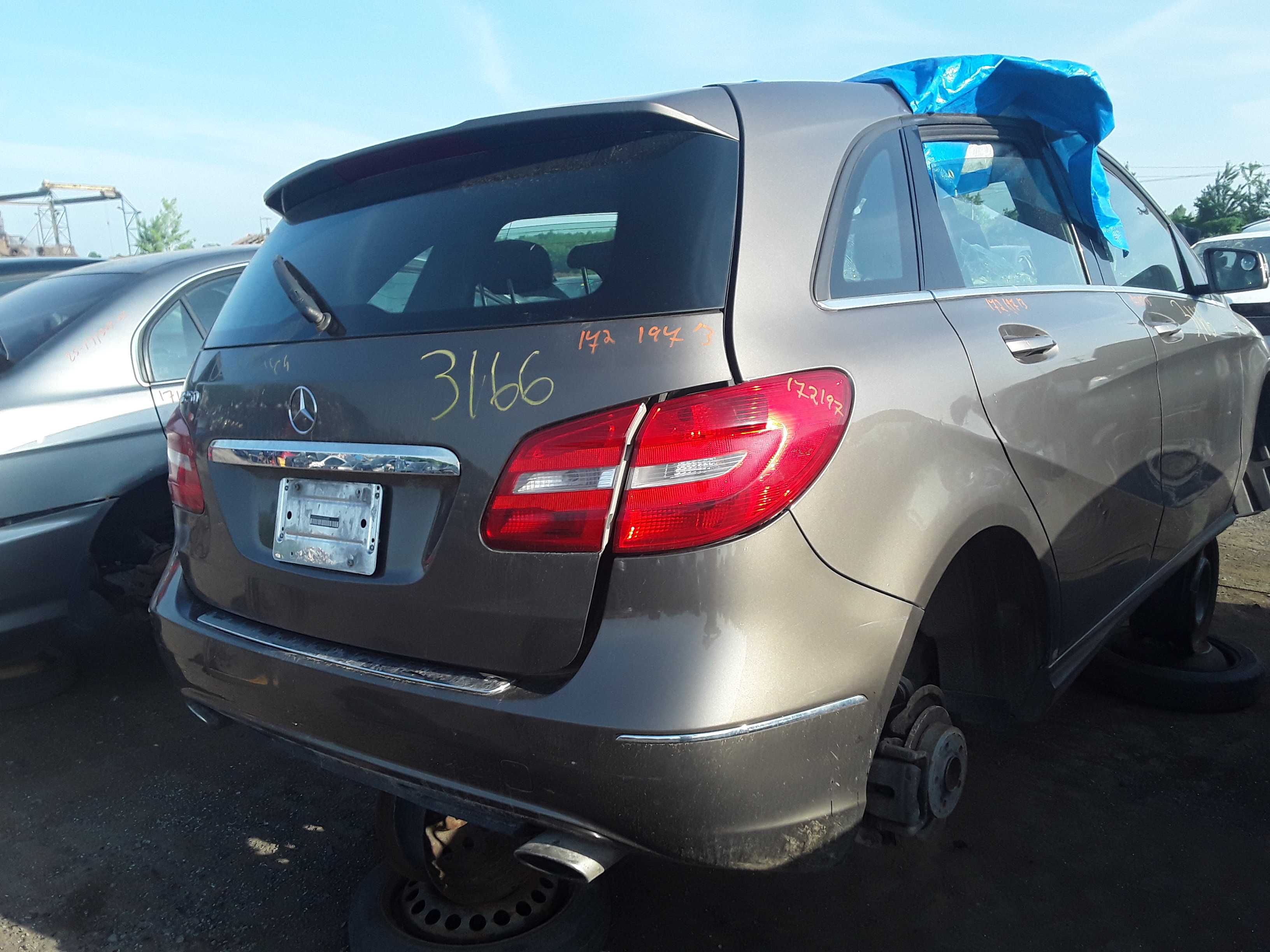 MERCEDES-BENZ B-CLASS 2013