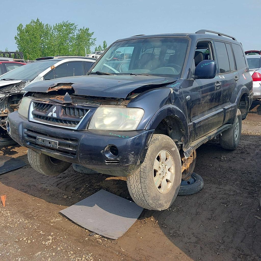 MITSUBISHI MONTERO 2003