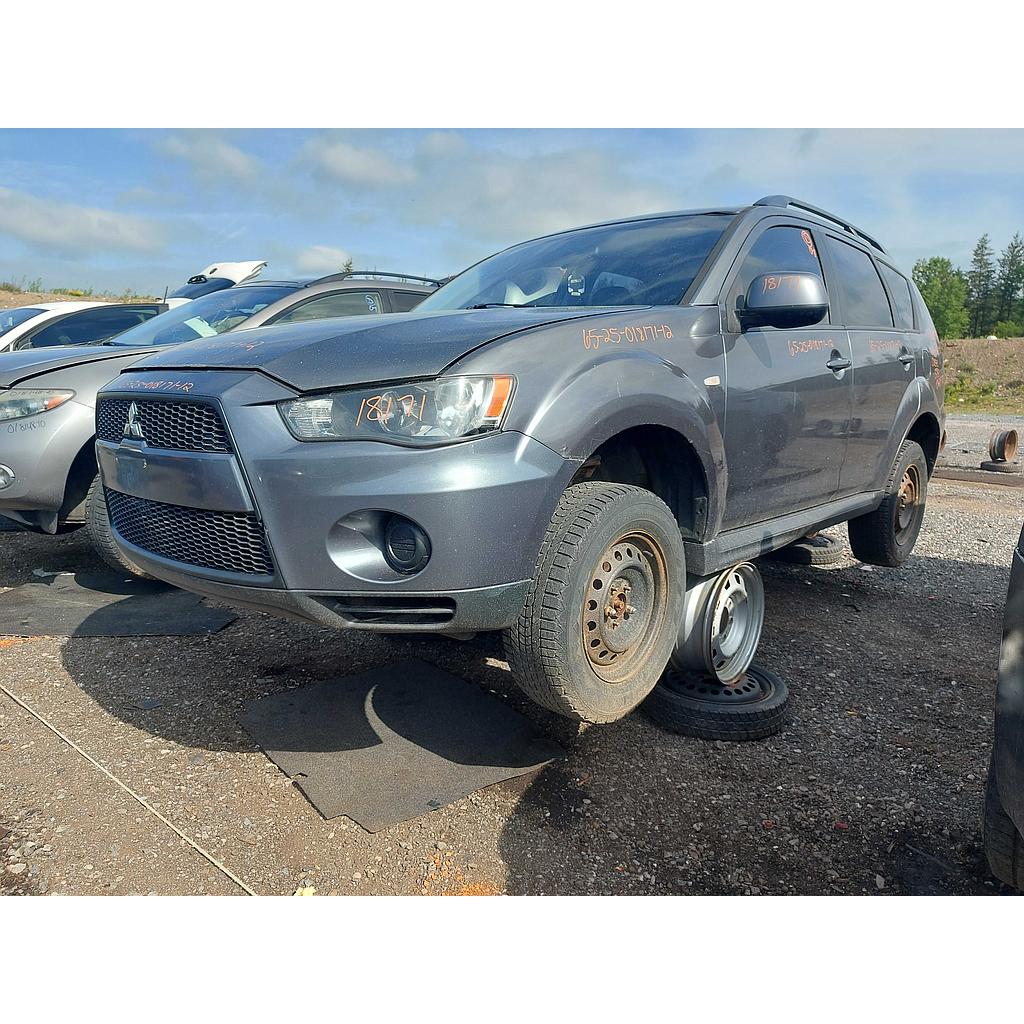 MITSUBISHI OUTLANDER 2012
