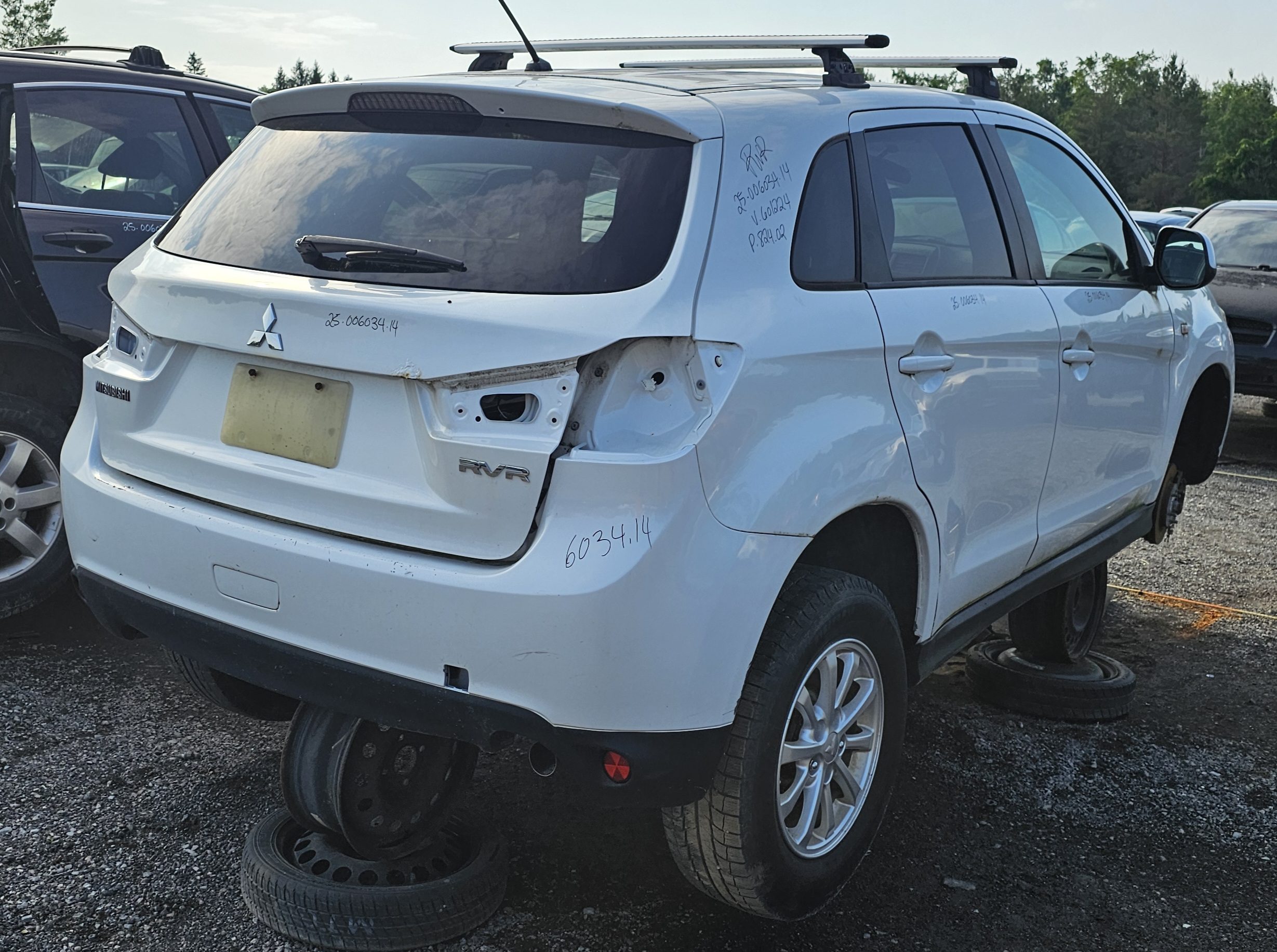 MITSUBISHI RVR 2014
