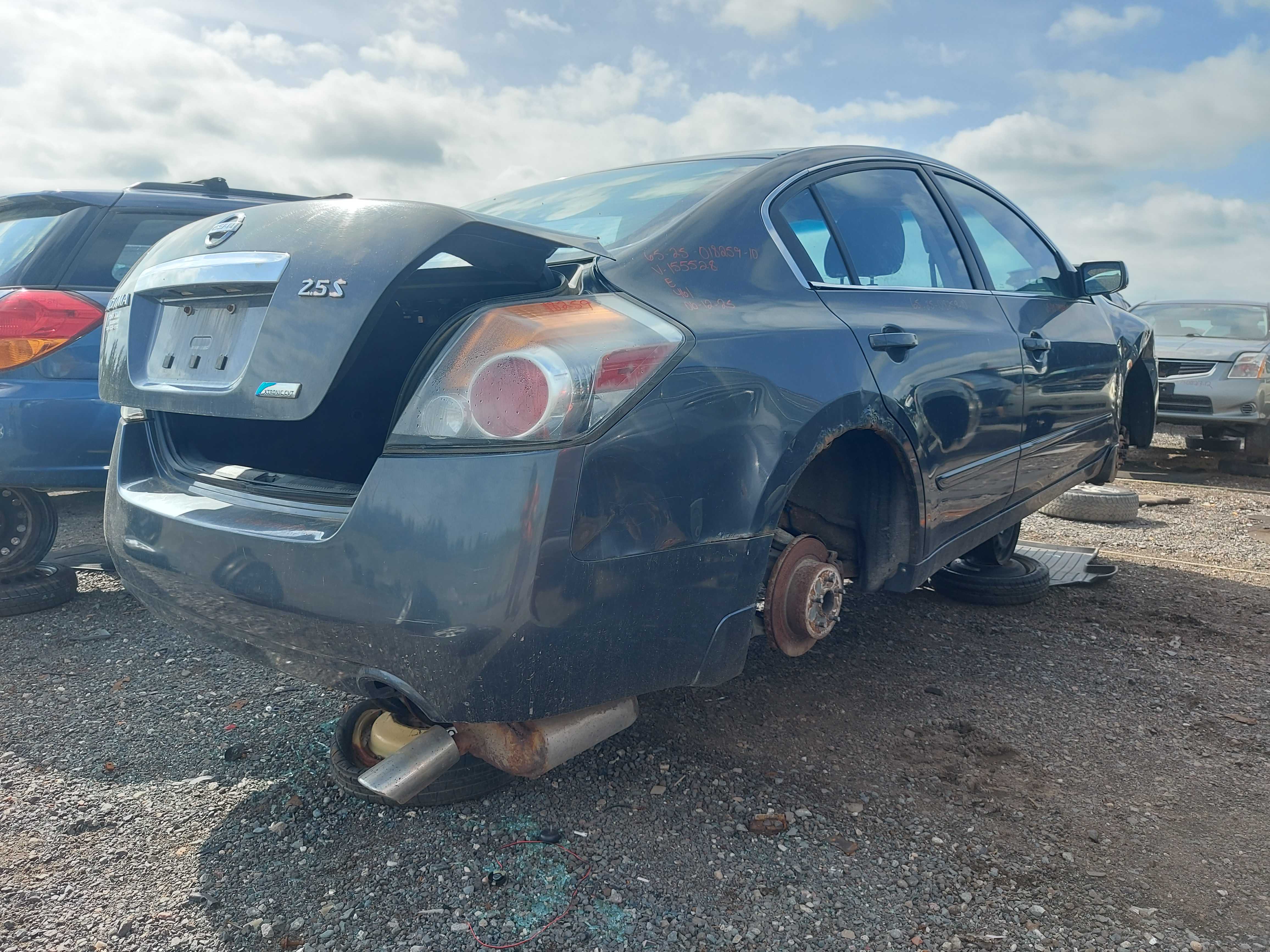 NISSAN ALTIMA 2010